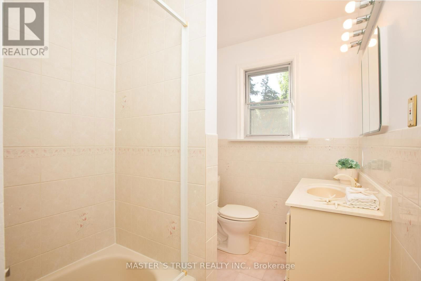 109 EDITH DRIVE Image 15