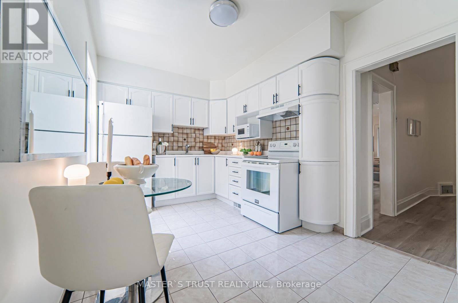 109 EDITH DRIVE Image 6