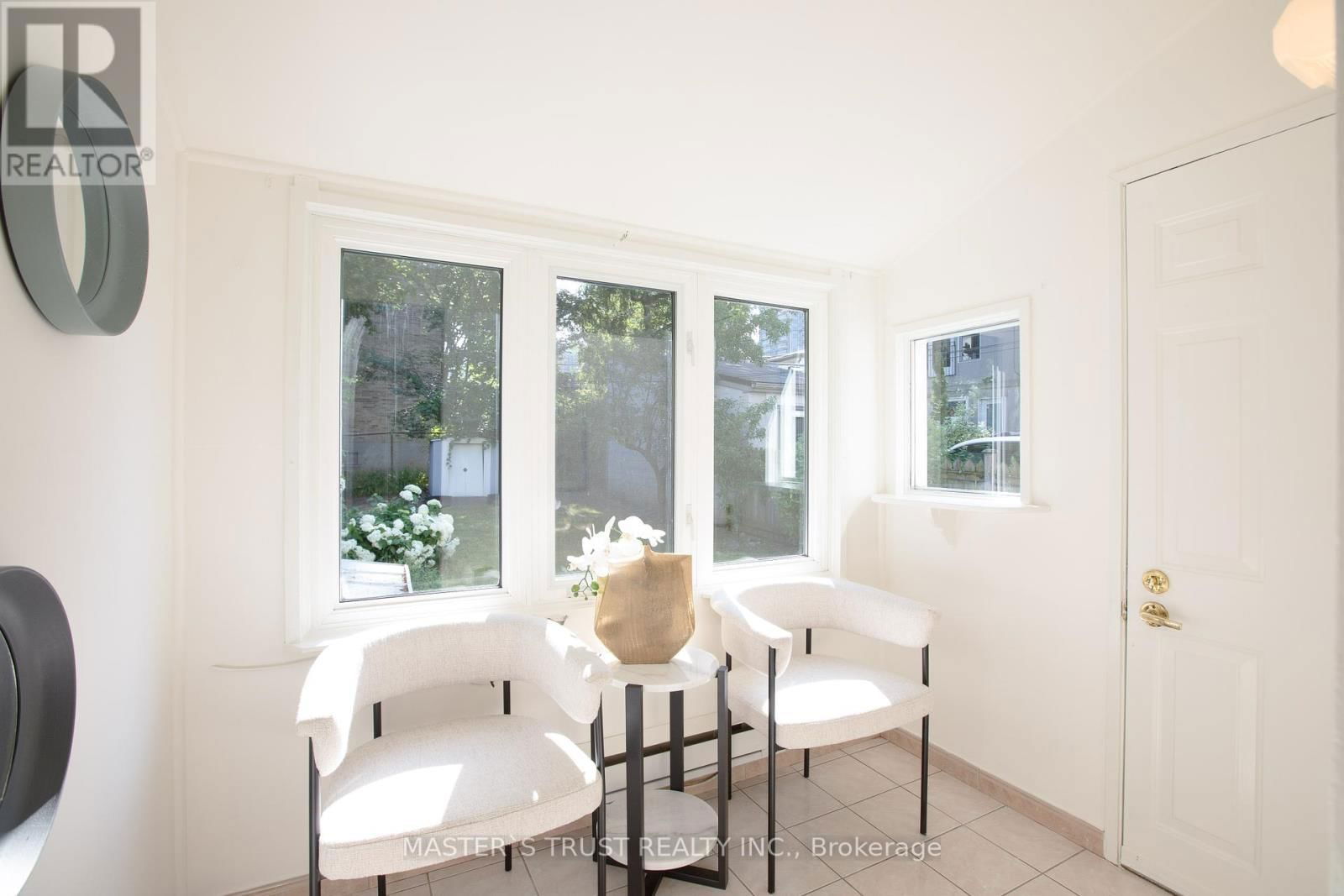 109 EDITH DRIVE Image 8