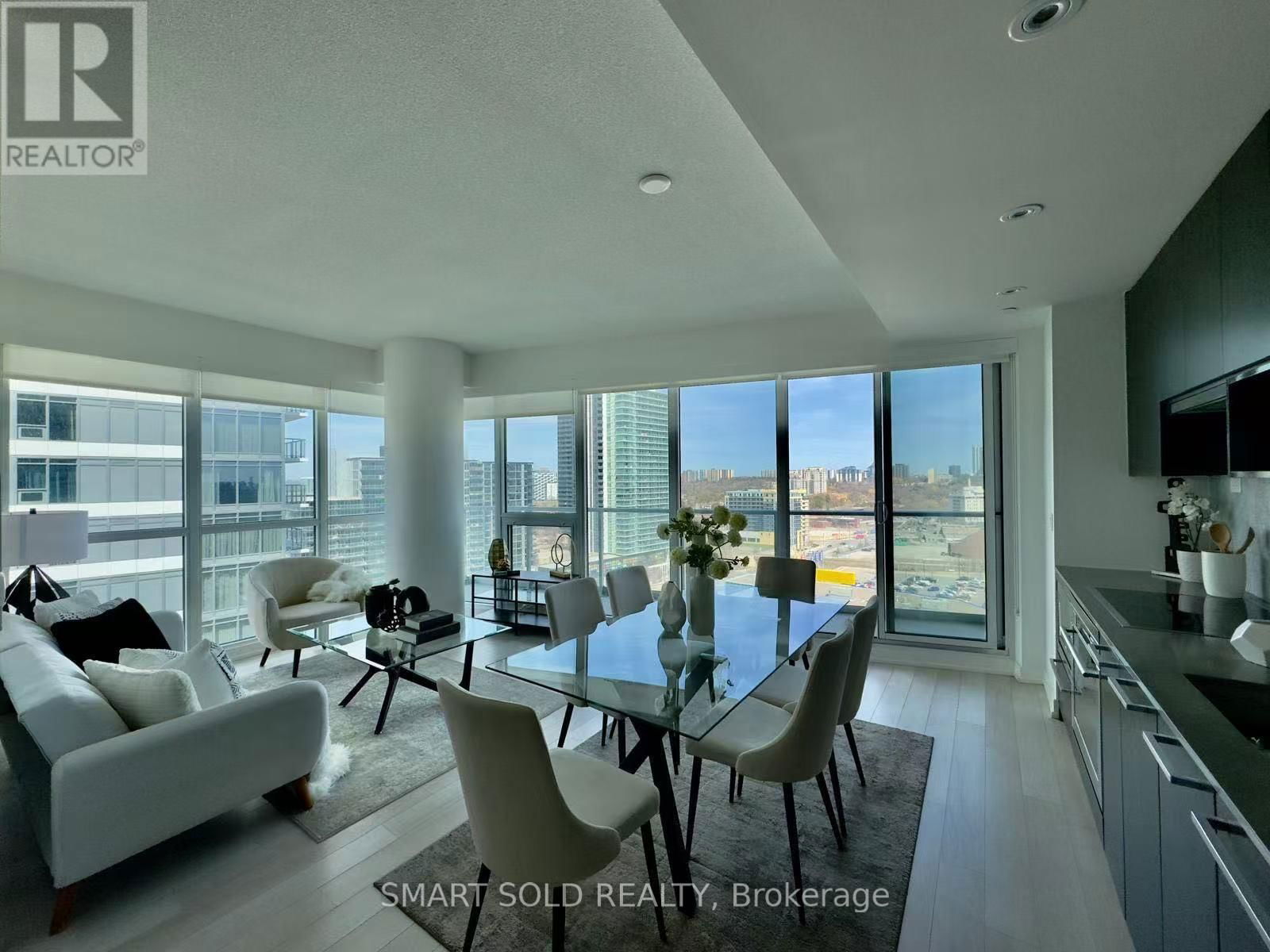 1209 - 117 MCMAHON DRIVE Image 15