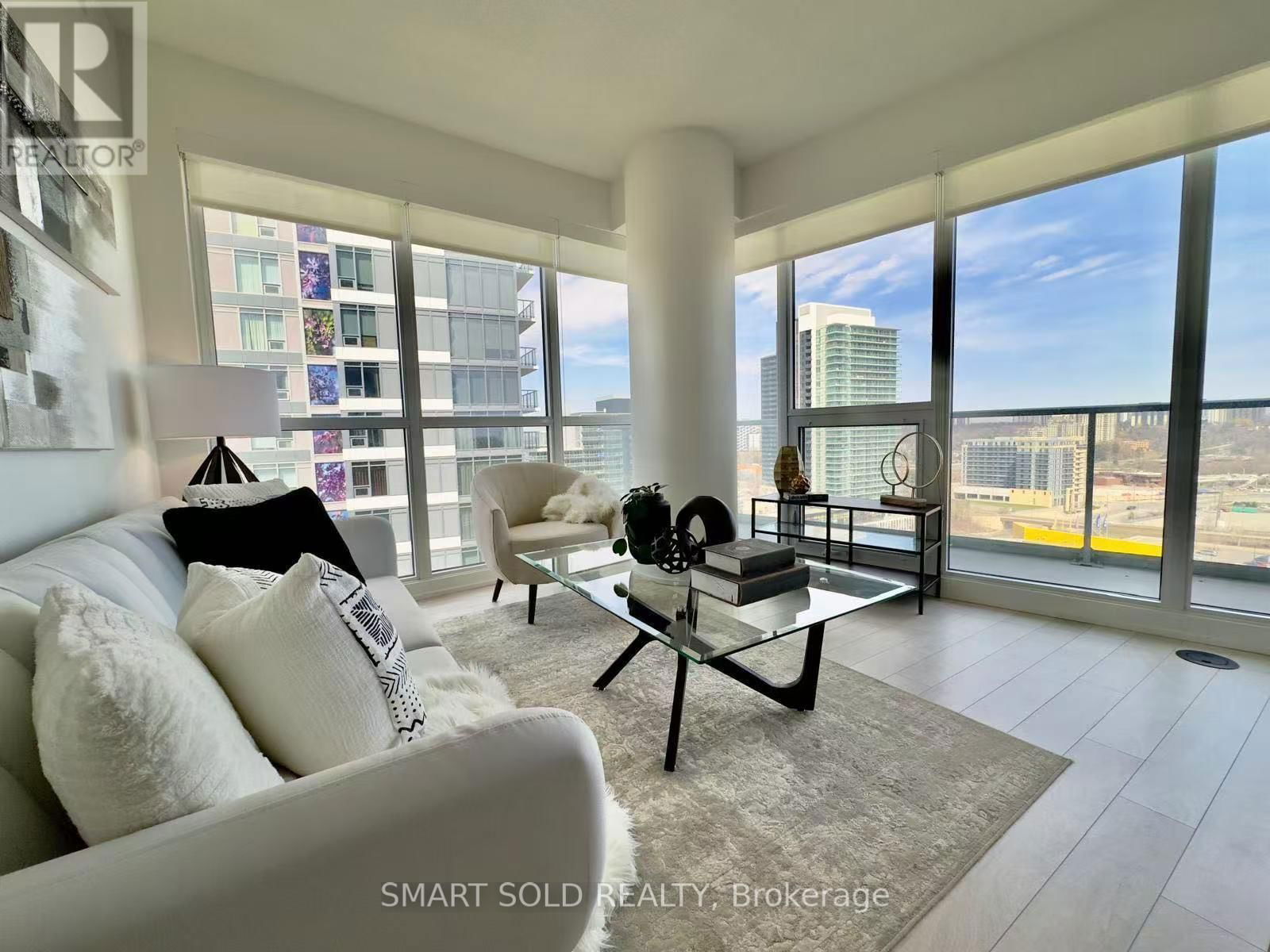1209 - 117 MCMAHON DRIVE Image 20