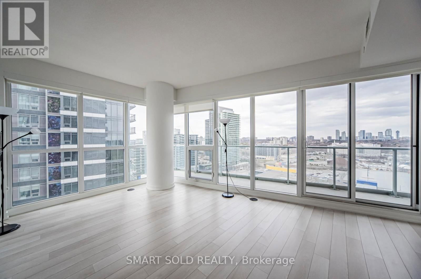 1209 - 117 MCMAHON DRIVE Image 21