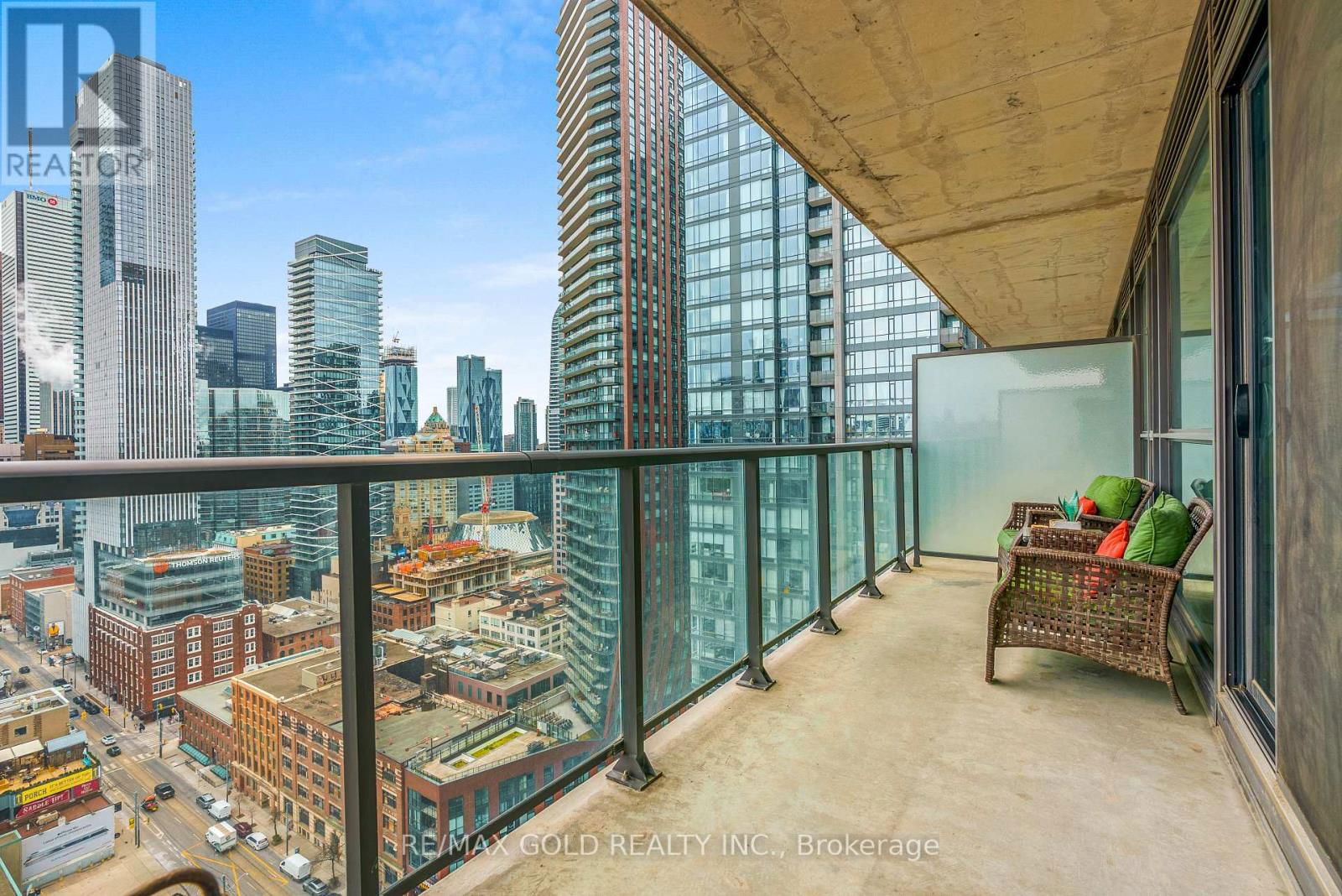 2207 - 290 ADELAIDE STREET WEST Image 10