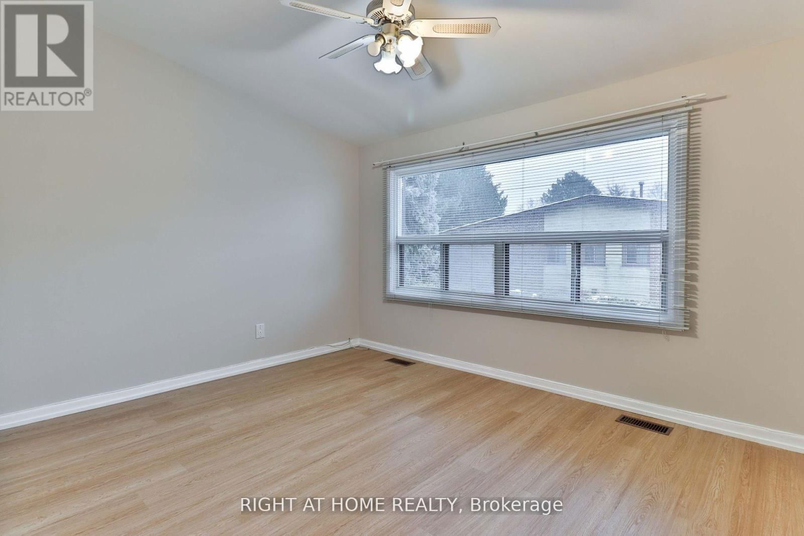 12 - 50 THREE VALLEYS DRIVE Image 12