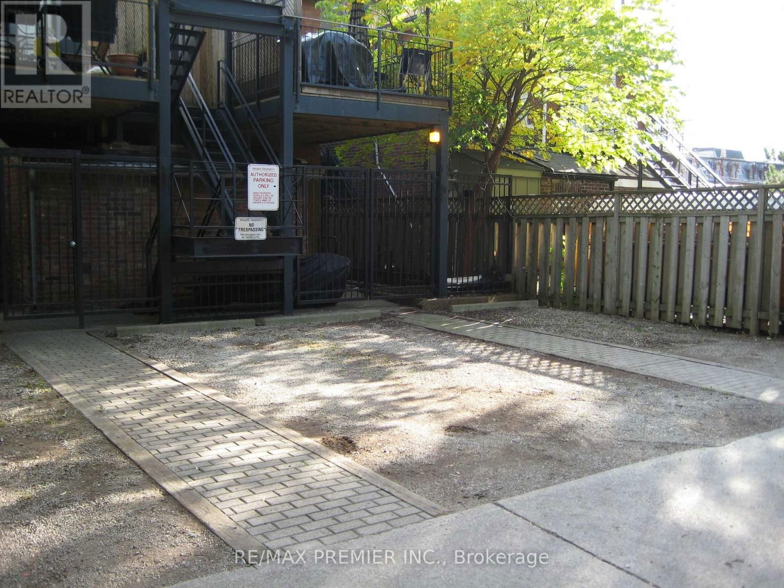 2 - 196 CARLTON STREET Image 8