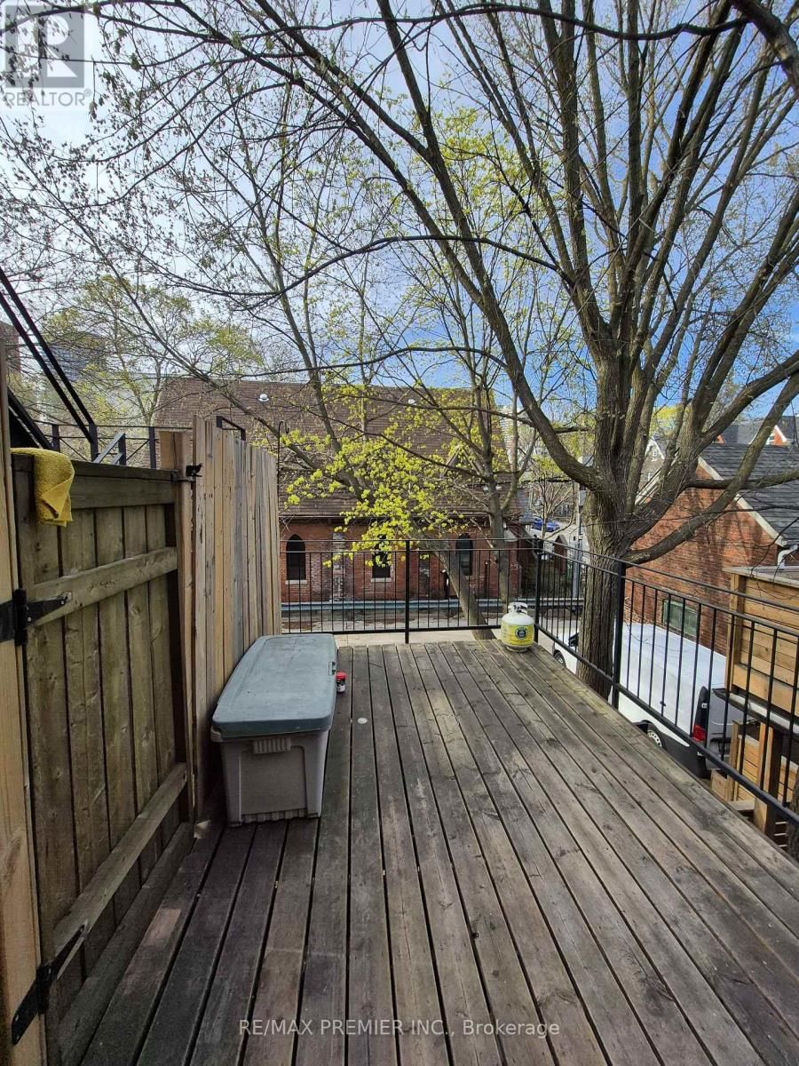 2 - 196 CARLTON STREET Image 9