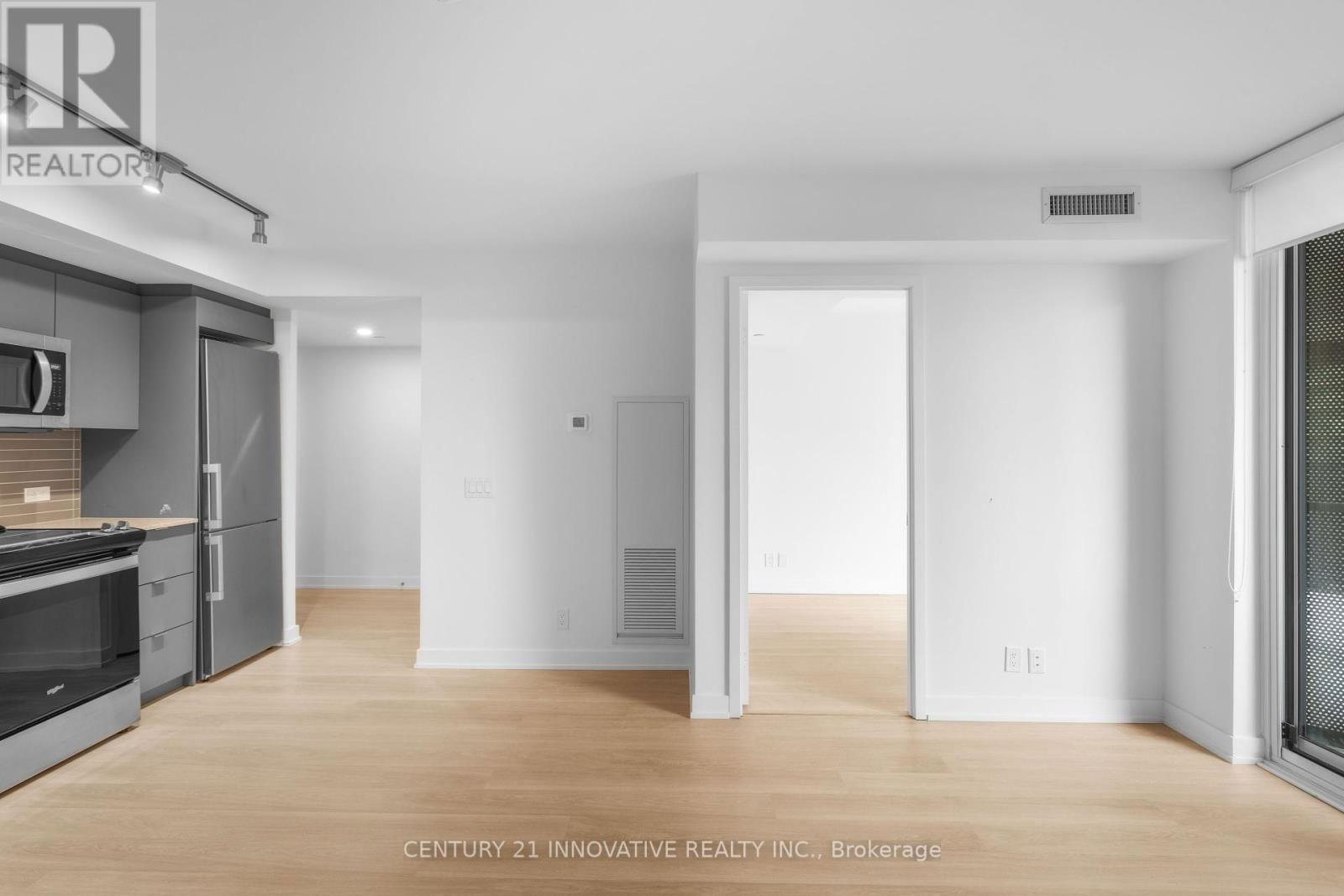 226 - 30 TRETTI WAY Image 3