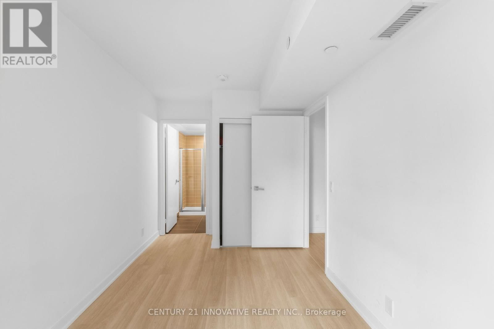 226 - 30 TRETTI WAY Image 6