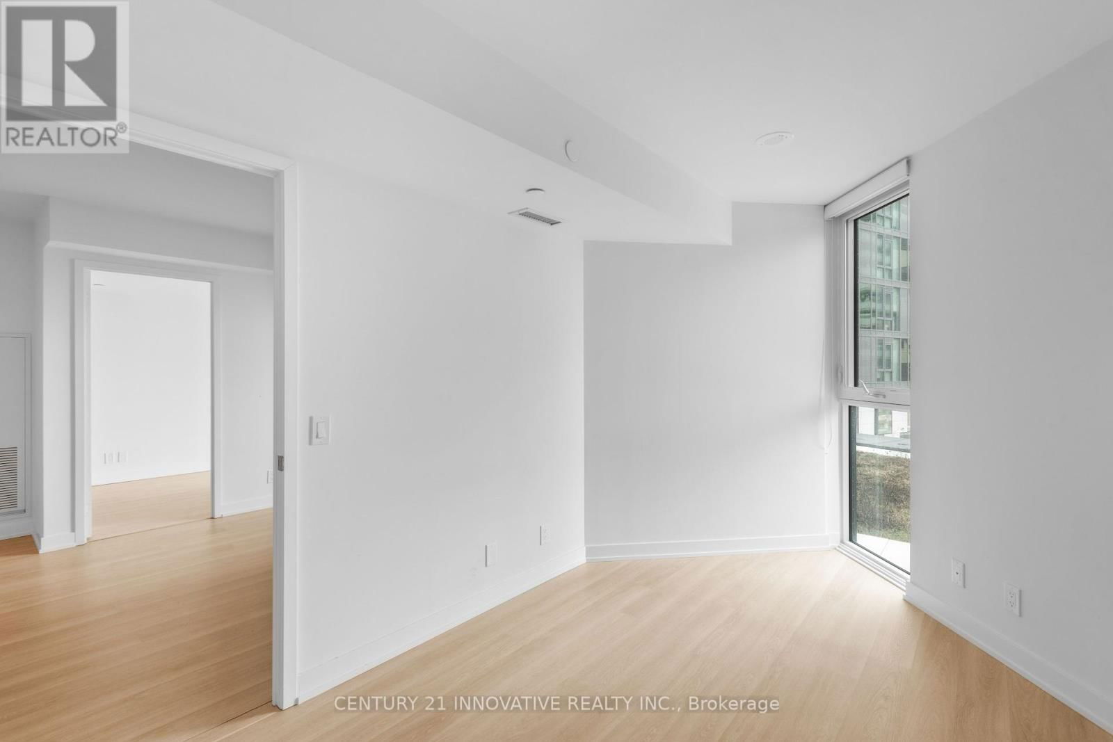 226 - 30 TRETTI WAY Image 7