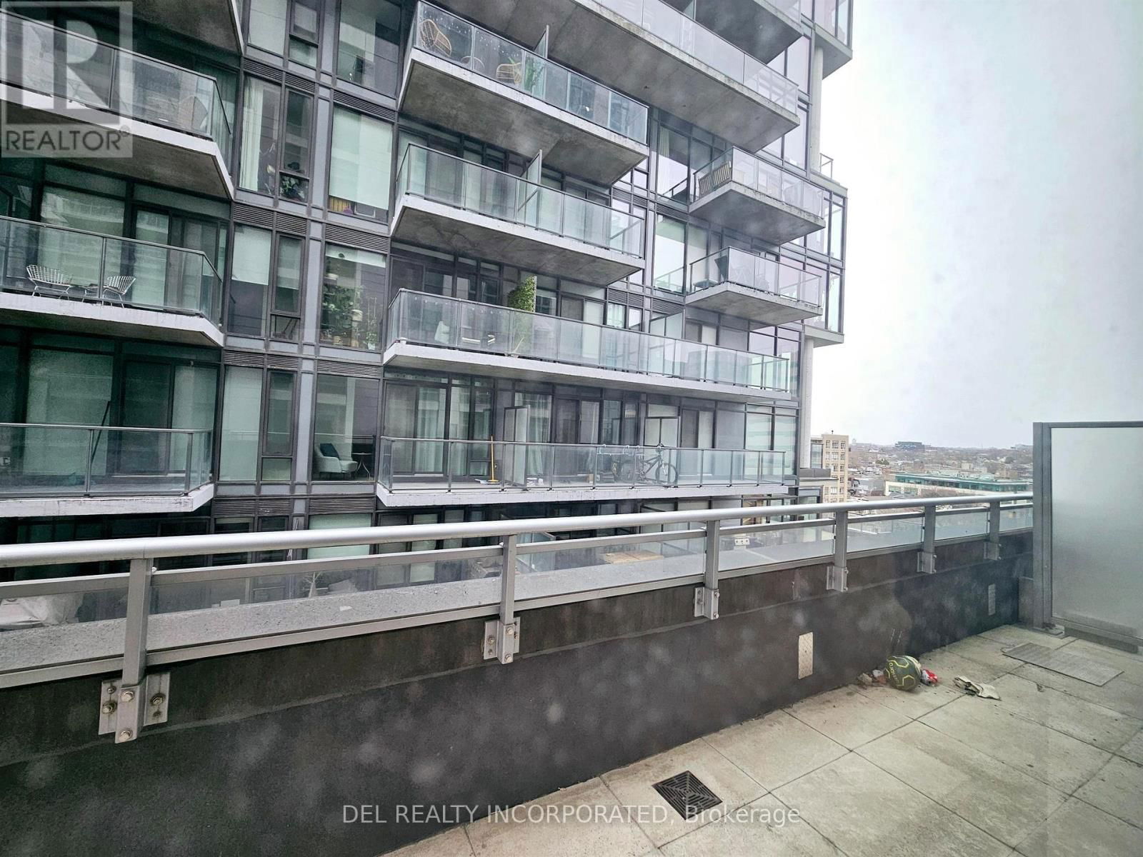 903 - 525 ADELAIDE STREET WEST Image 18