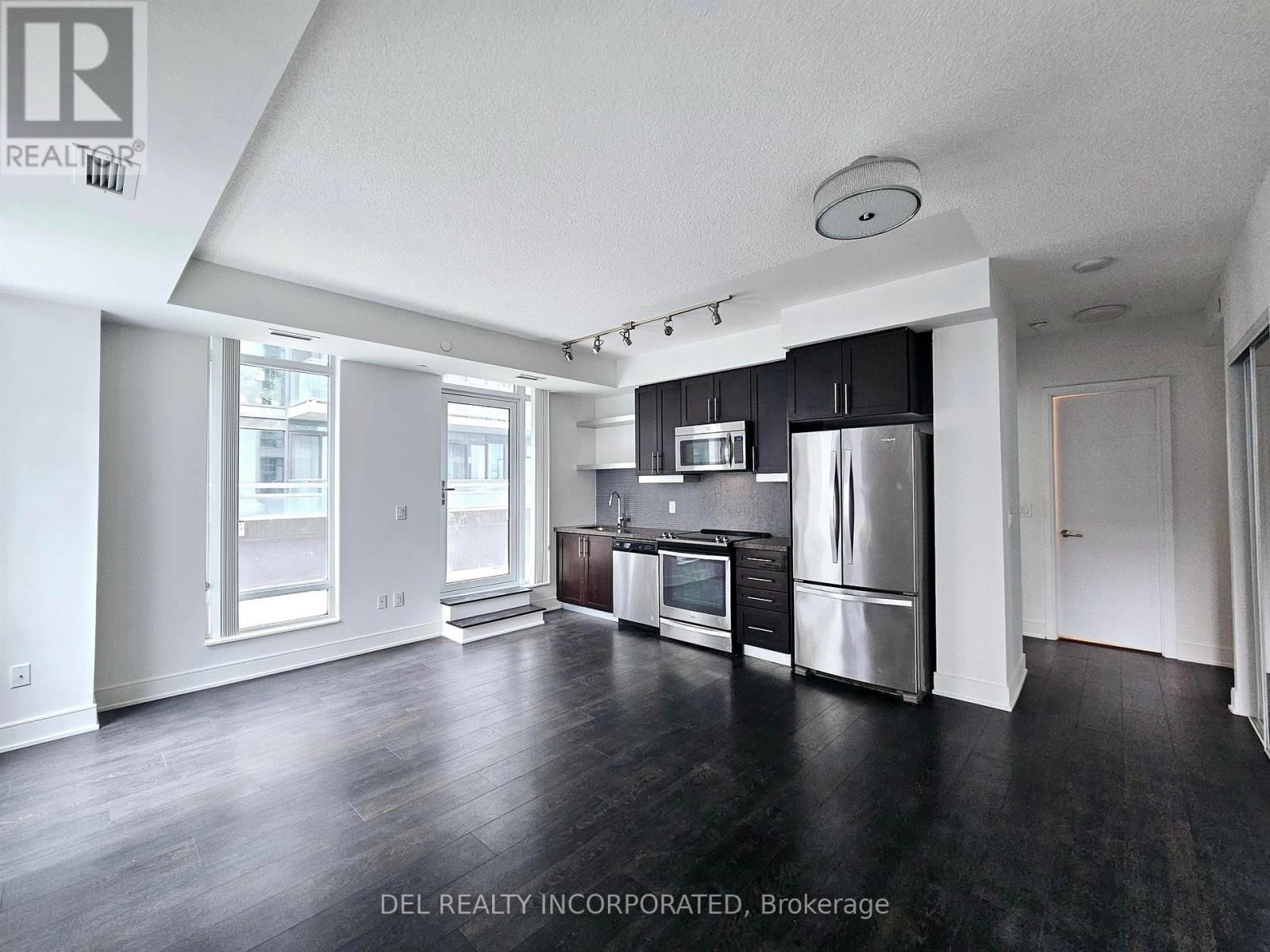 903 - 525 ADELAIDE STREET WEST Image 6