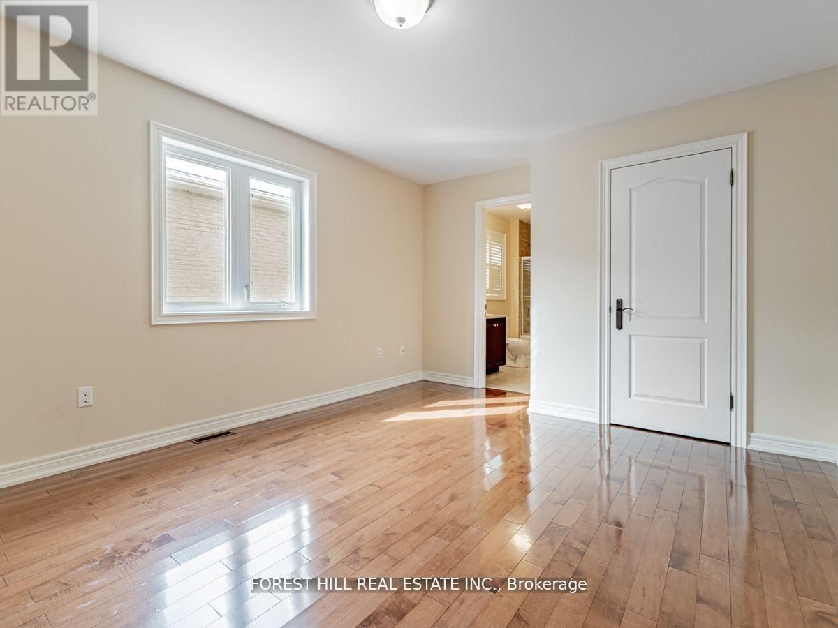 338 BYNG AVENUE Image 22