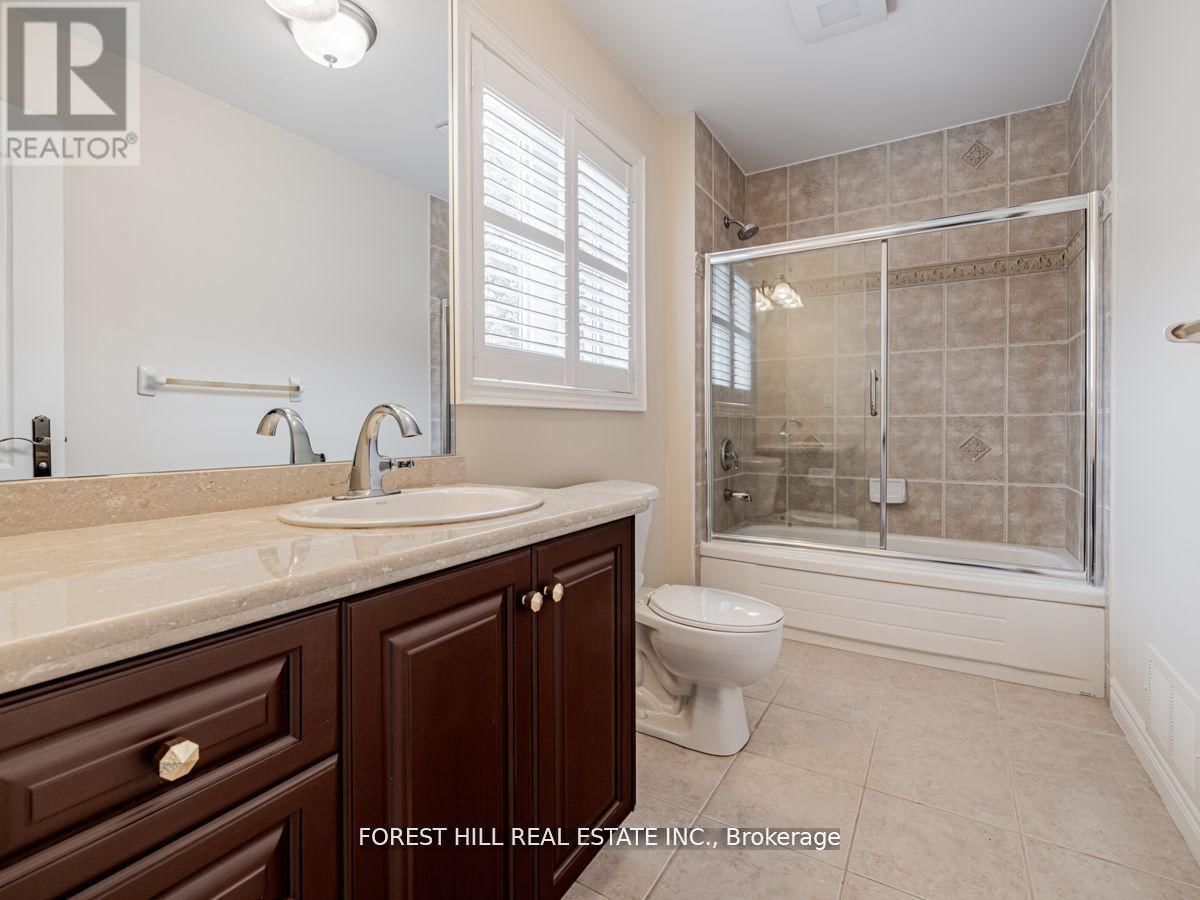 338 BYNG AVENUE Image 23