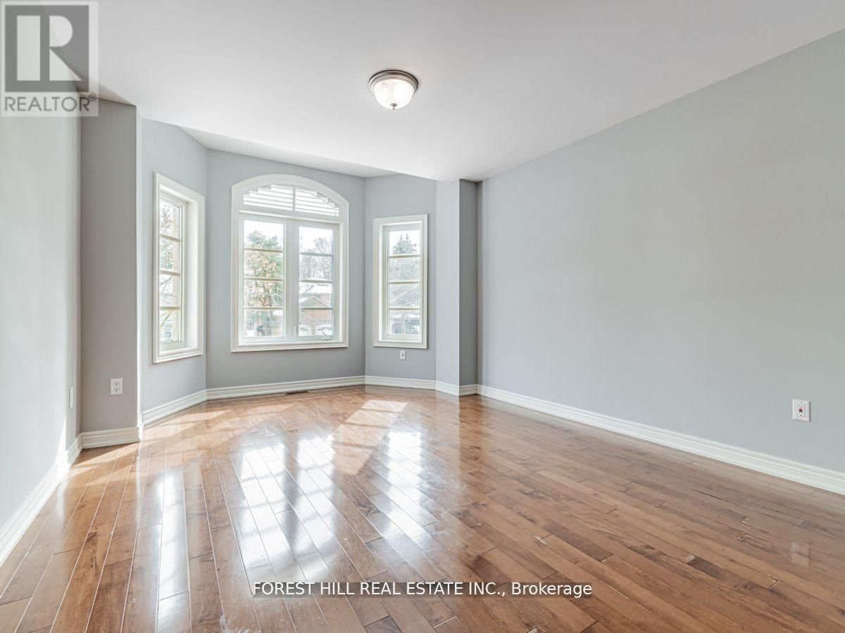 338 BYNG AVENUE Image 24