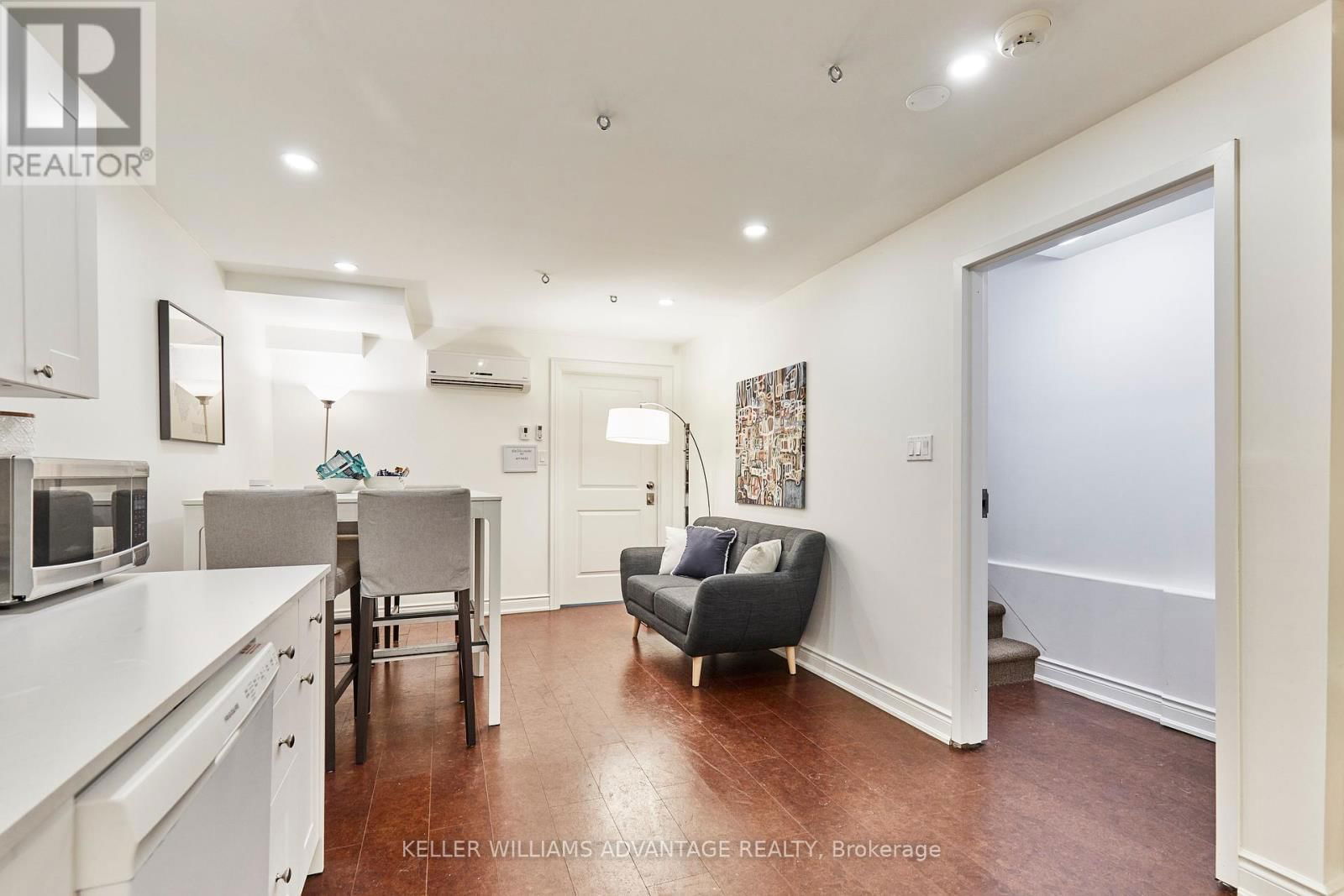 477 DAVISVILLE AVENUE Image 24