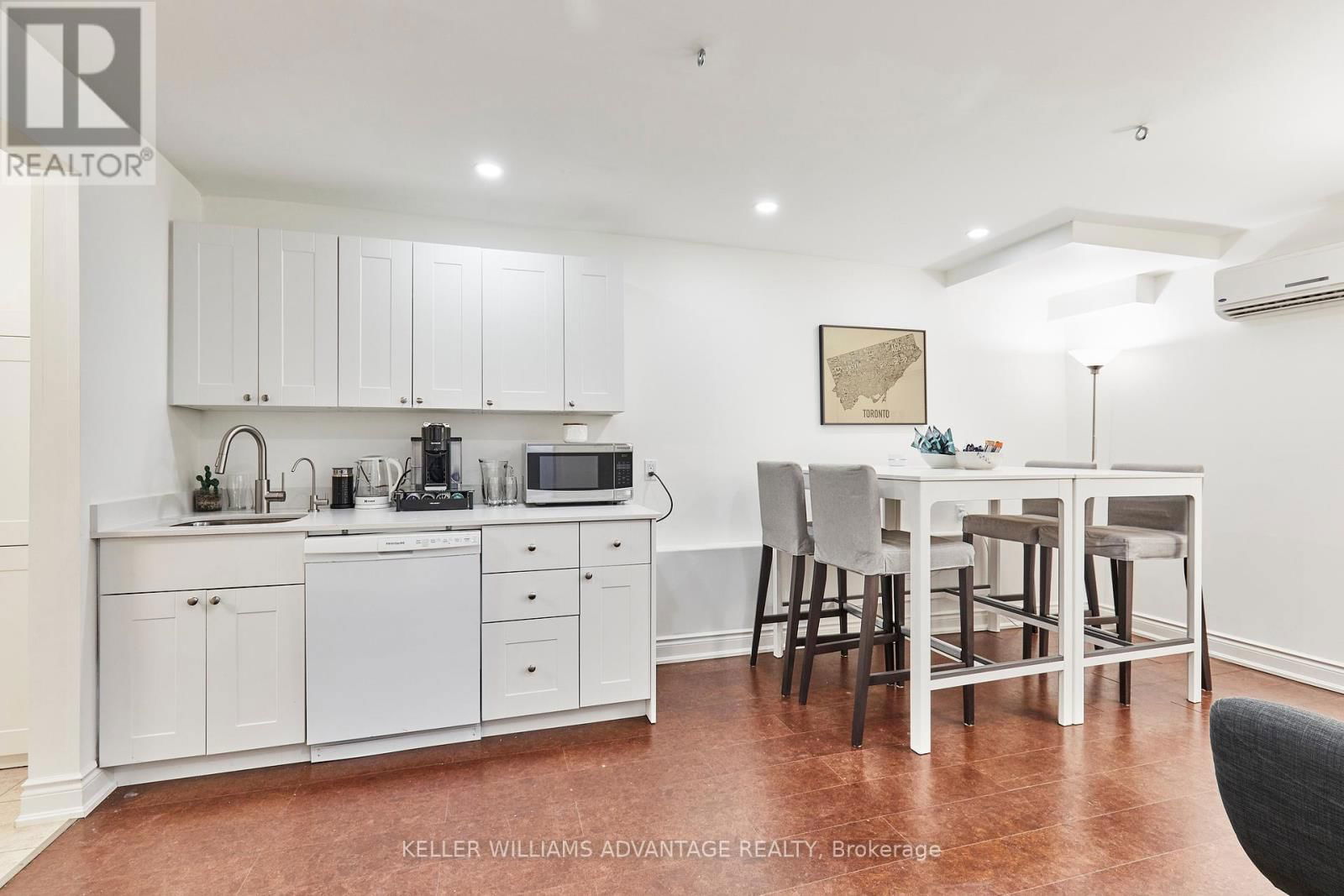 477 DAVISVILLE AVENUE Image 26