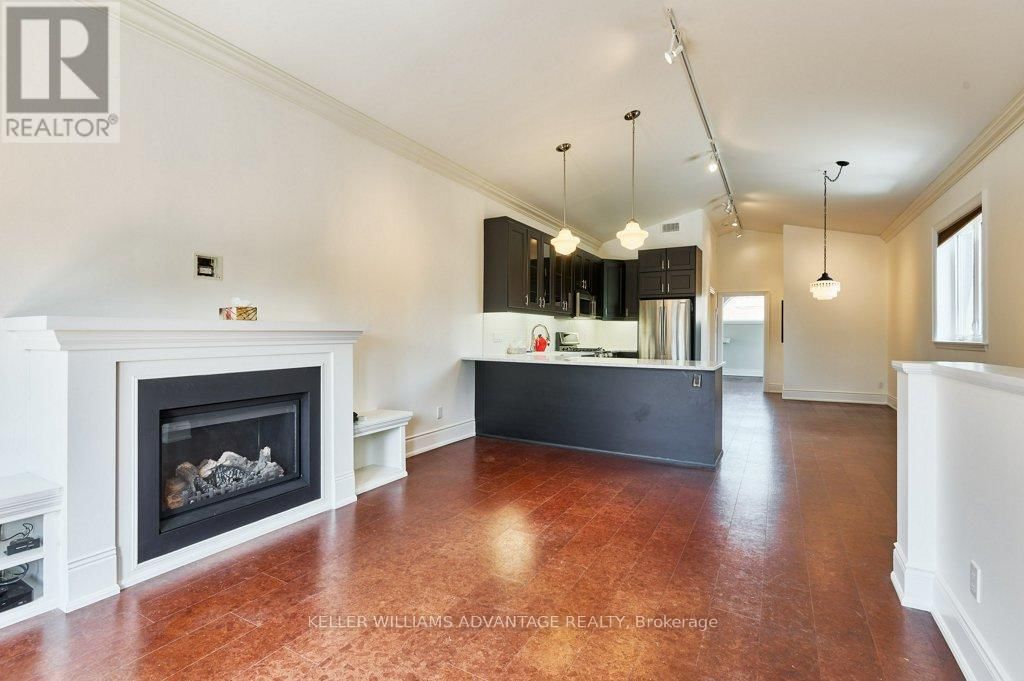 477 DAVISVILLE AVENUE Image 35