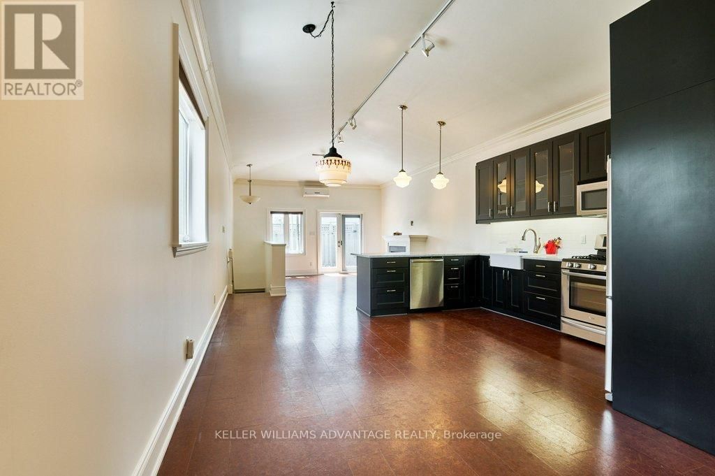 477 DAVISVILLE AVENUE Image 36