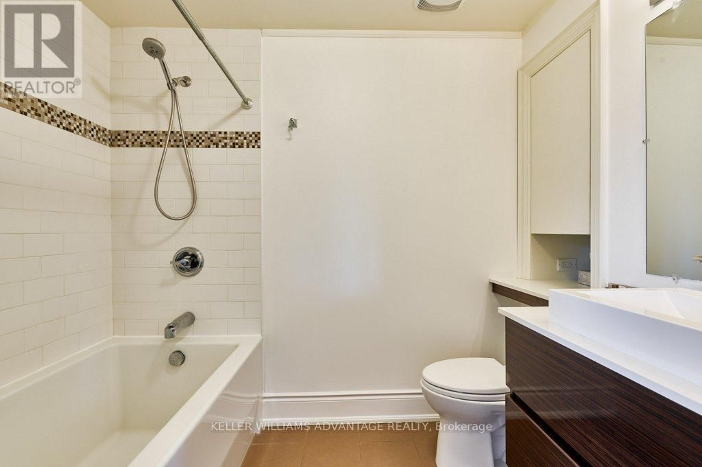 477 DAVISVILLE AVENUE Image 40