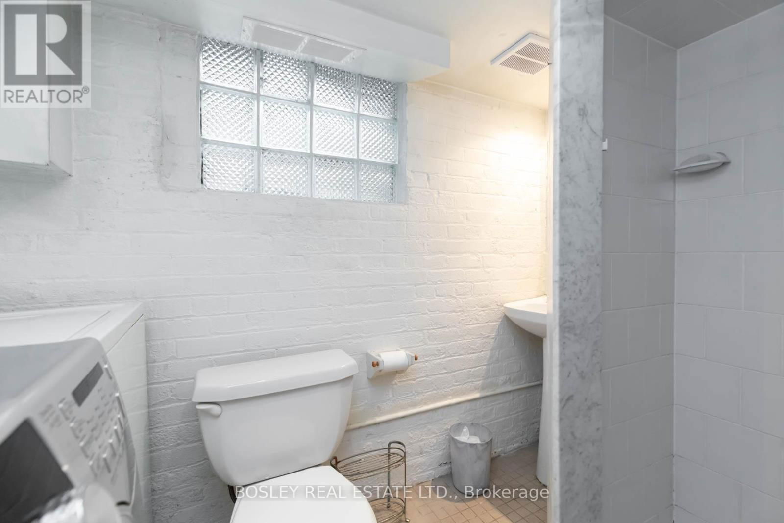 93 AMELIA STREET Image 33