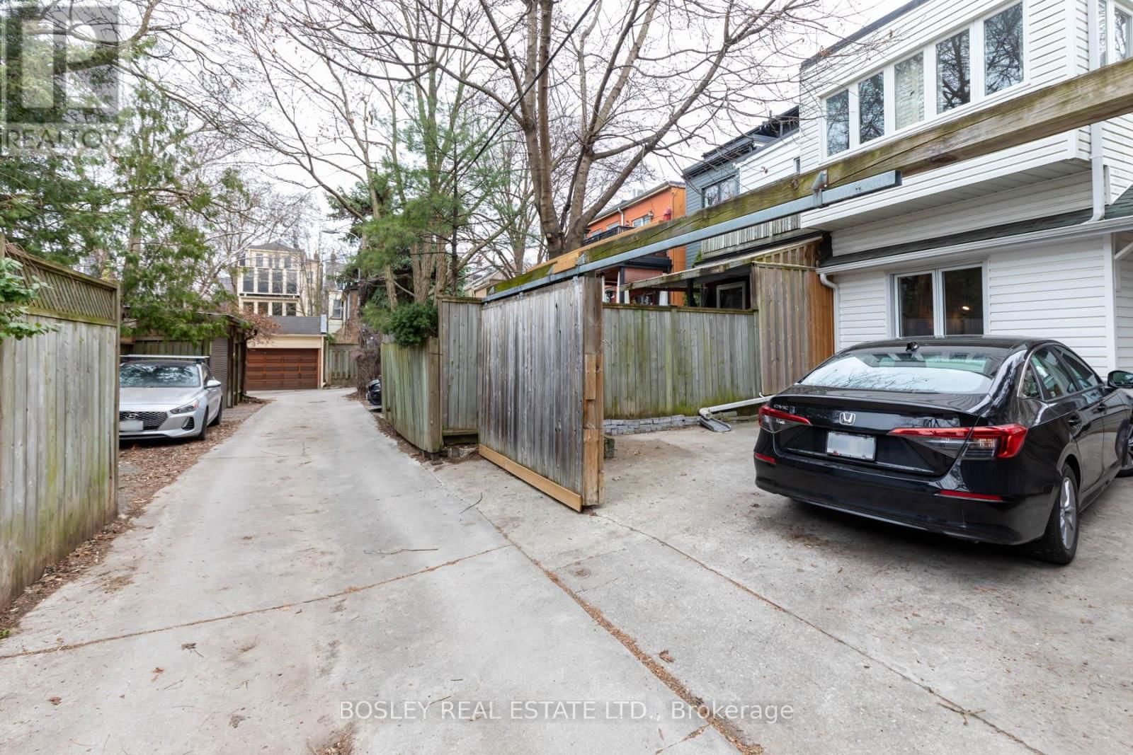 93 AMELIA STREET Image 35