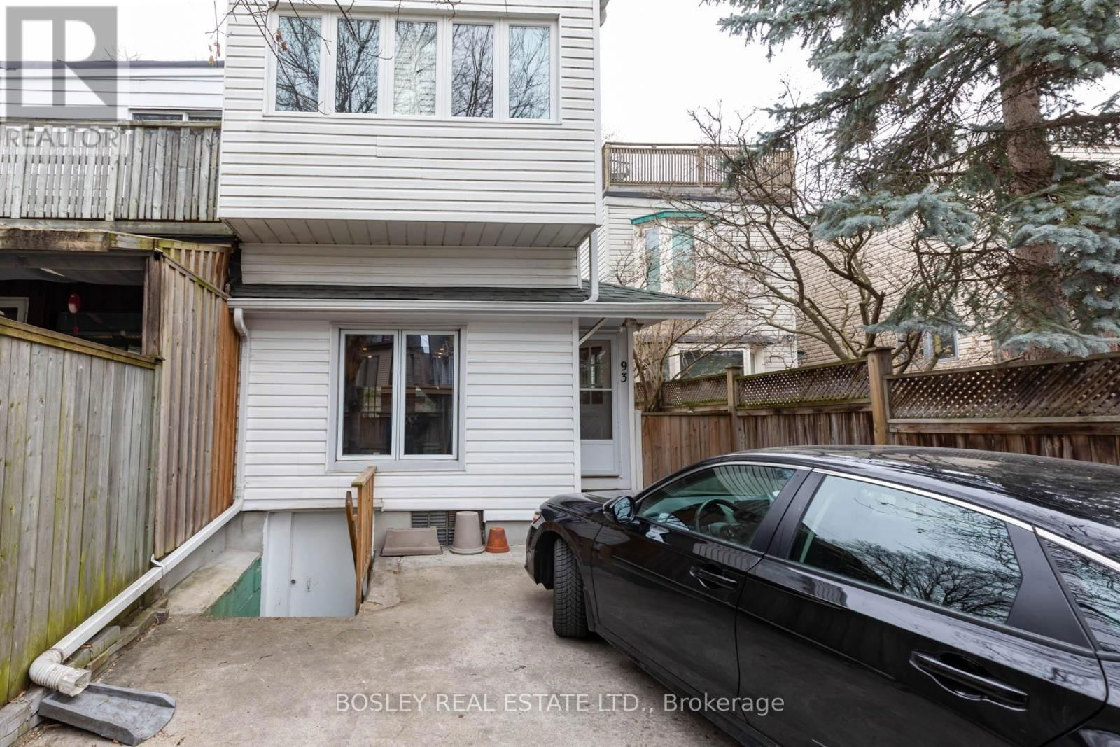93 AMELIA STREET Image 37