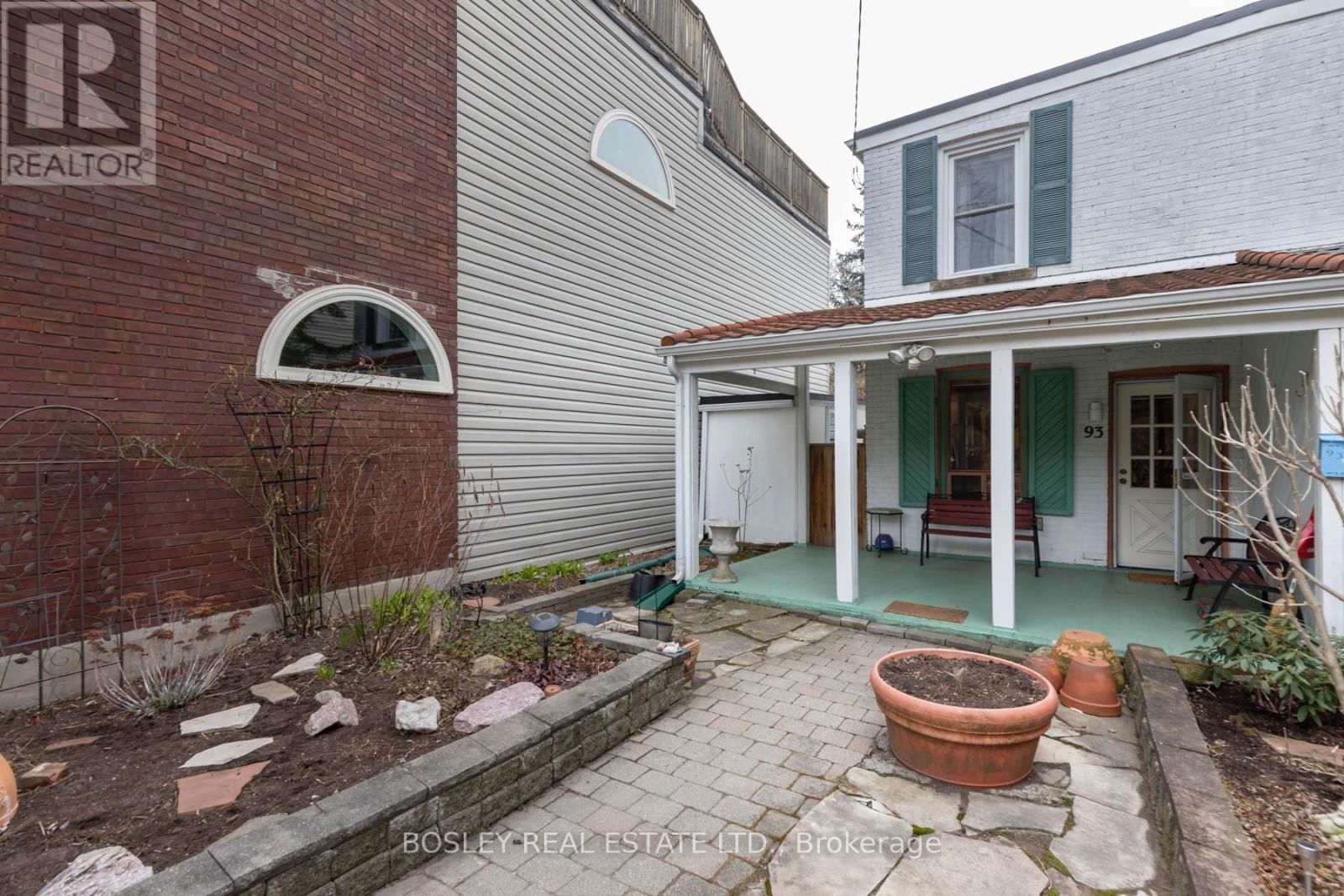 93 AMELIA STREET Image 42