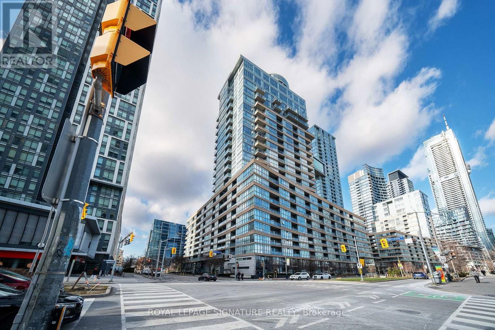 655 - 151 DAN LECKIE WAY Image 1