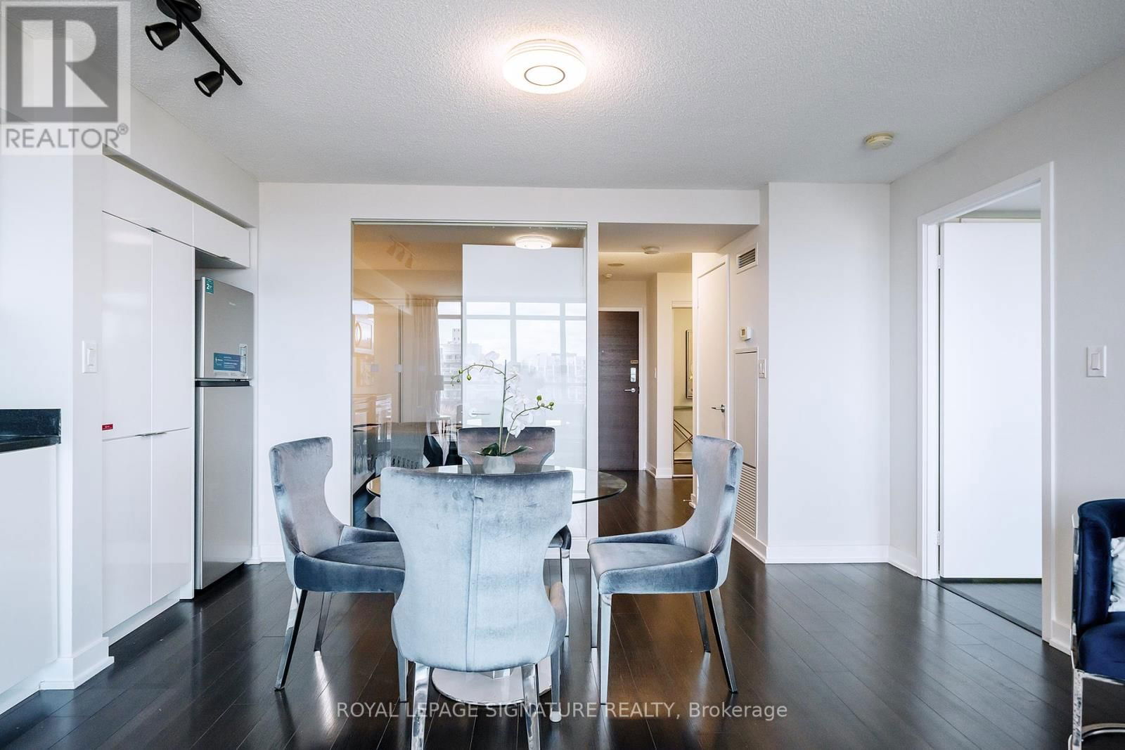 655 - 151 DAN LECKIE WAY Image 11