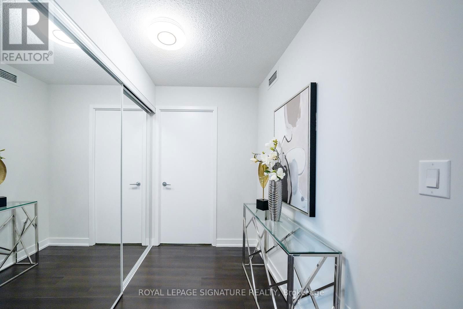 655 - 151 DAN LECKIE WAY Image 16