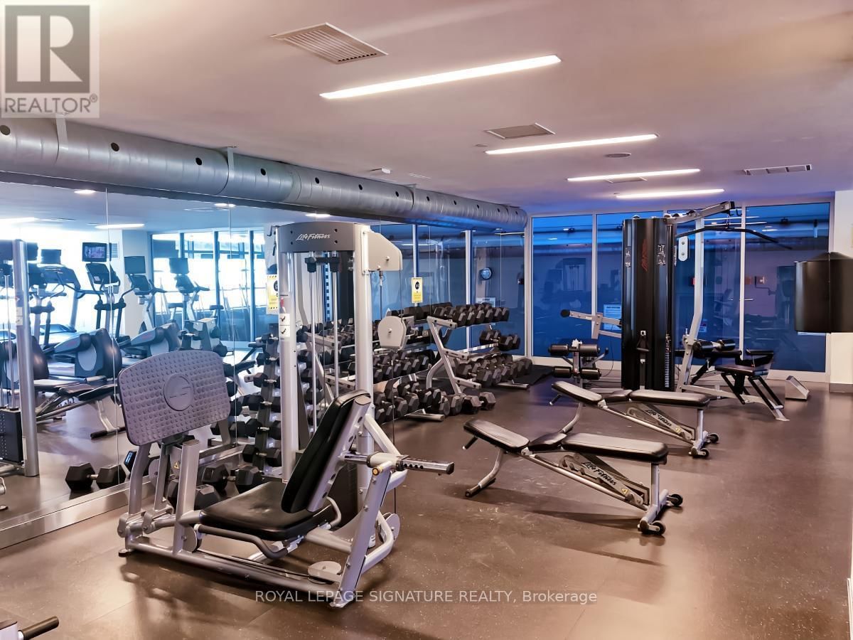 655 - 151 DAN LECKIE WAY Image 36
