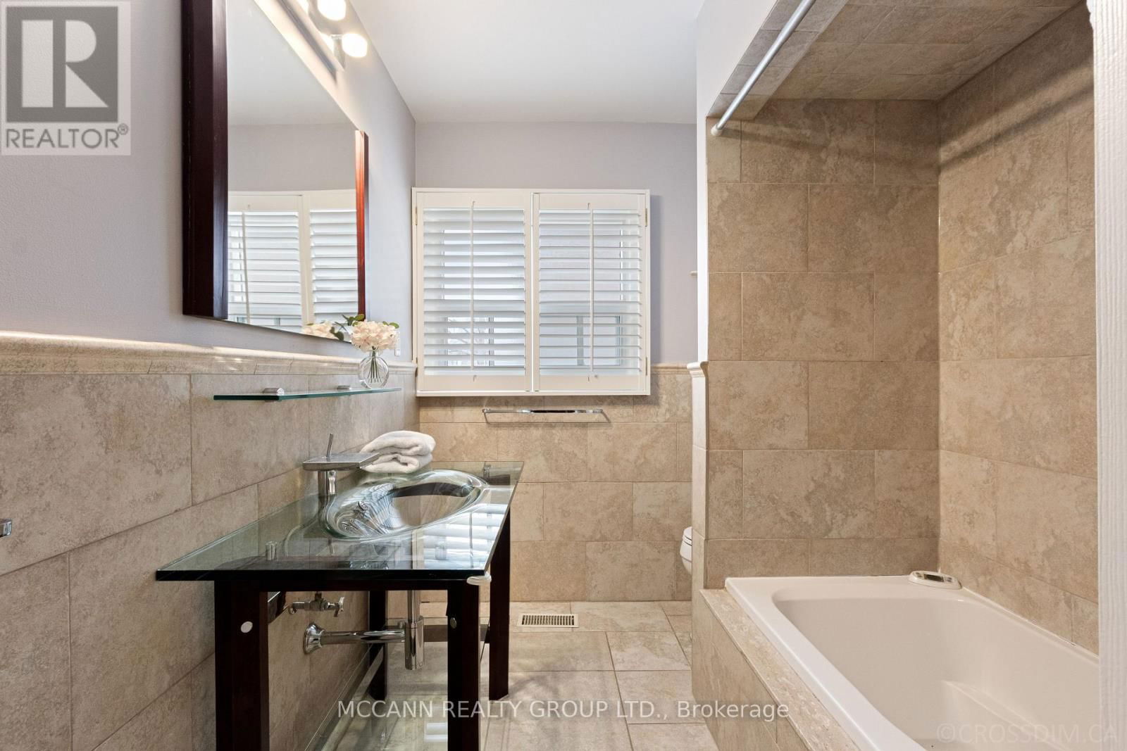 97 BOCASTLE AVENUE Image 27
