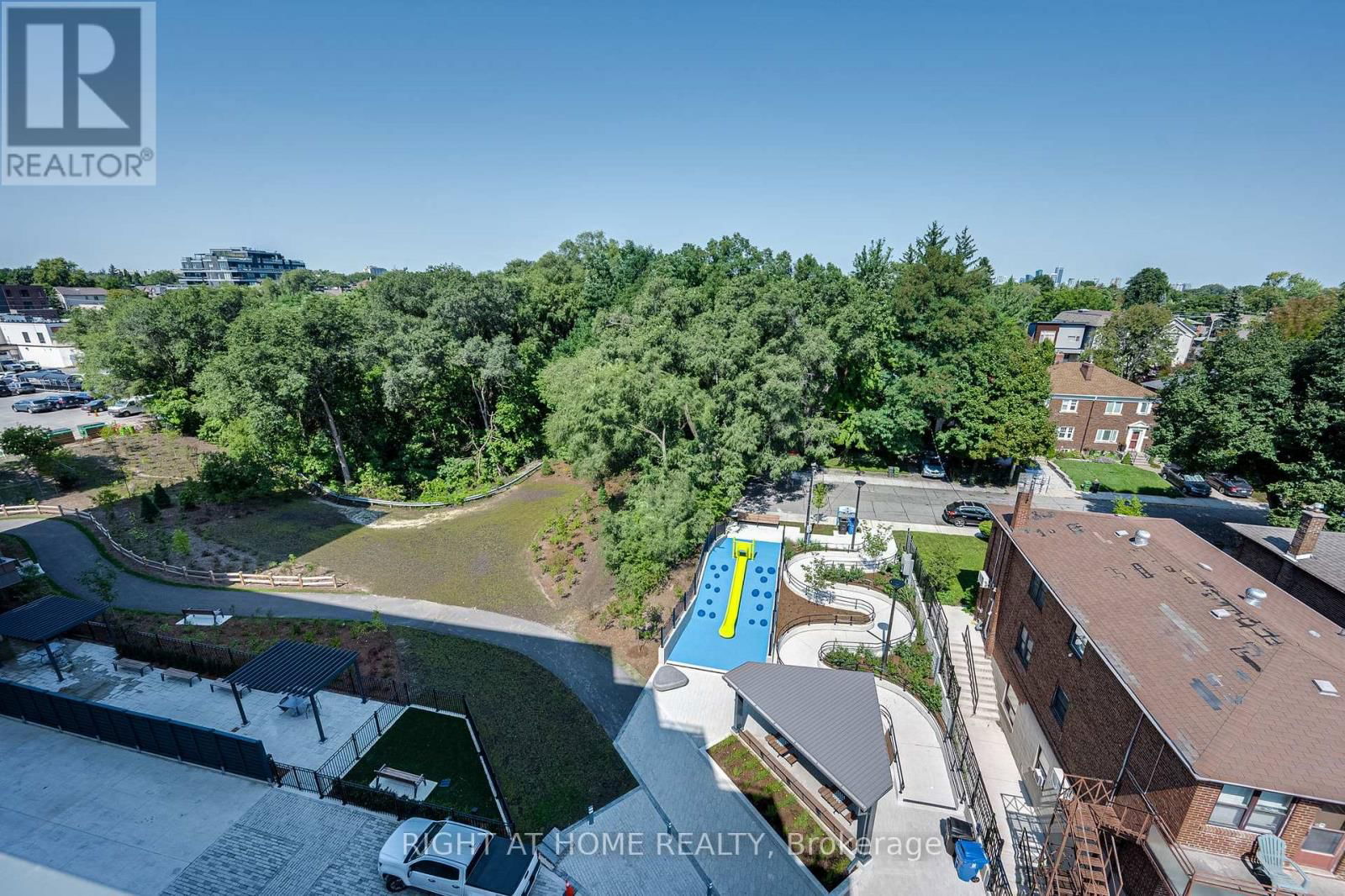 606 - 250 LAWRENCE AVENUE WEST Image 18