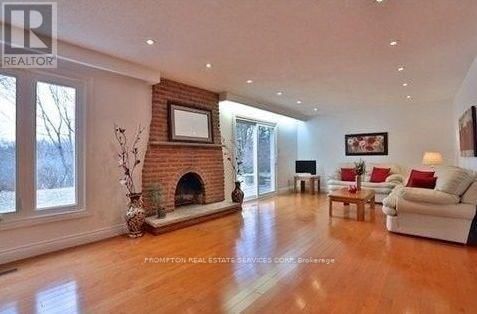 18 BRUCE FARM DRIVE Image 5