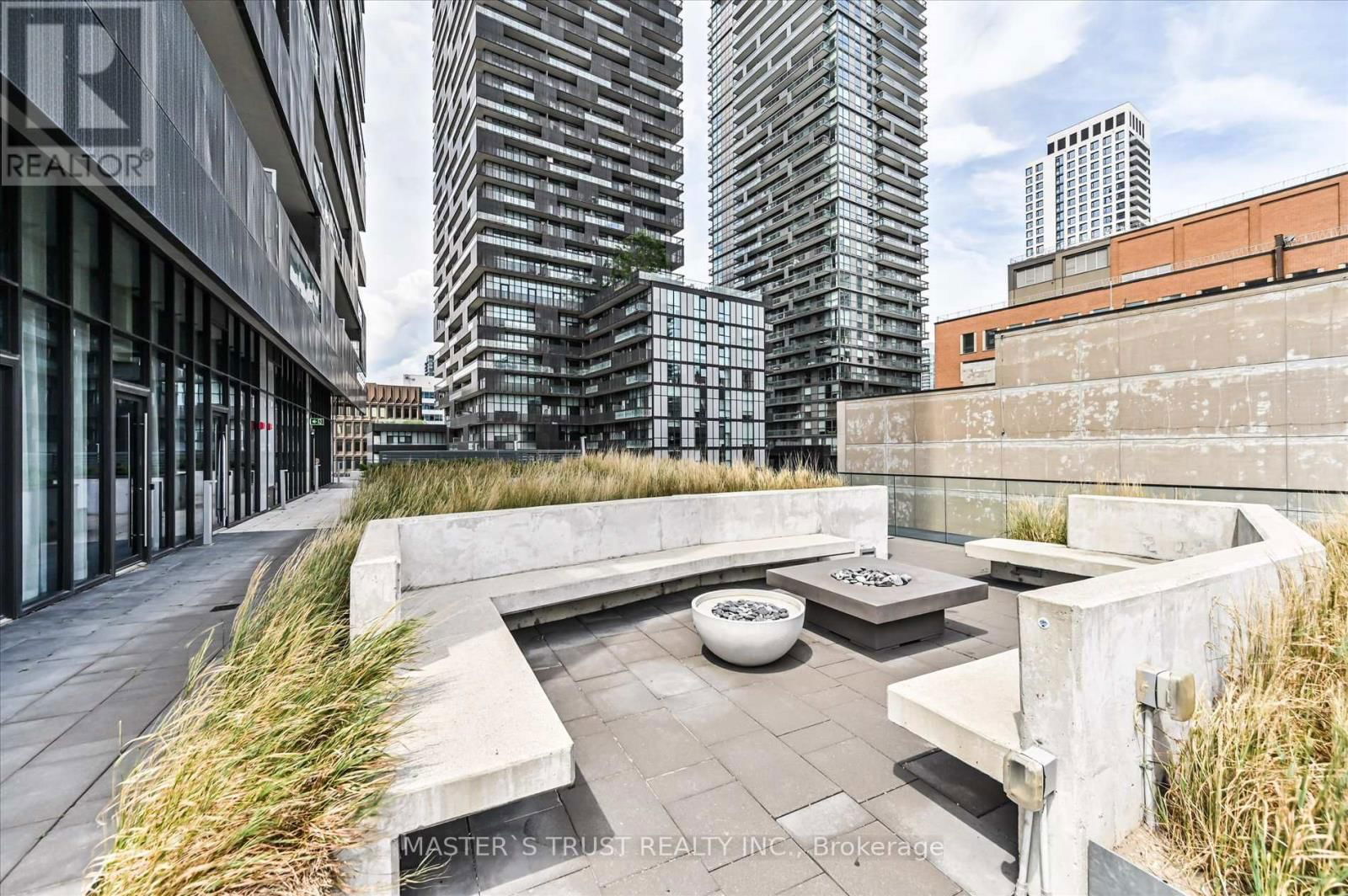 Ph 5801 - 8 EGLINTON AVENUE EAST Image 37