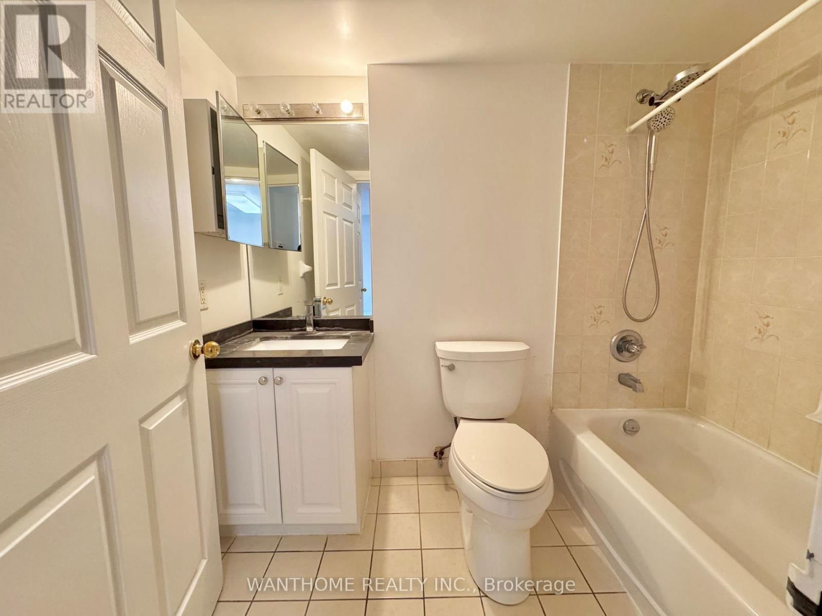 810 - 28 EMPRESS AVENUE Image 13
