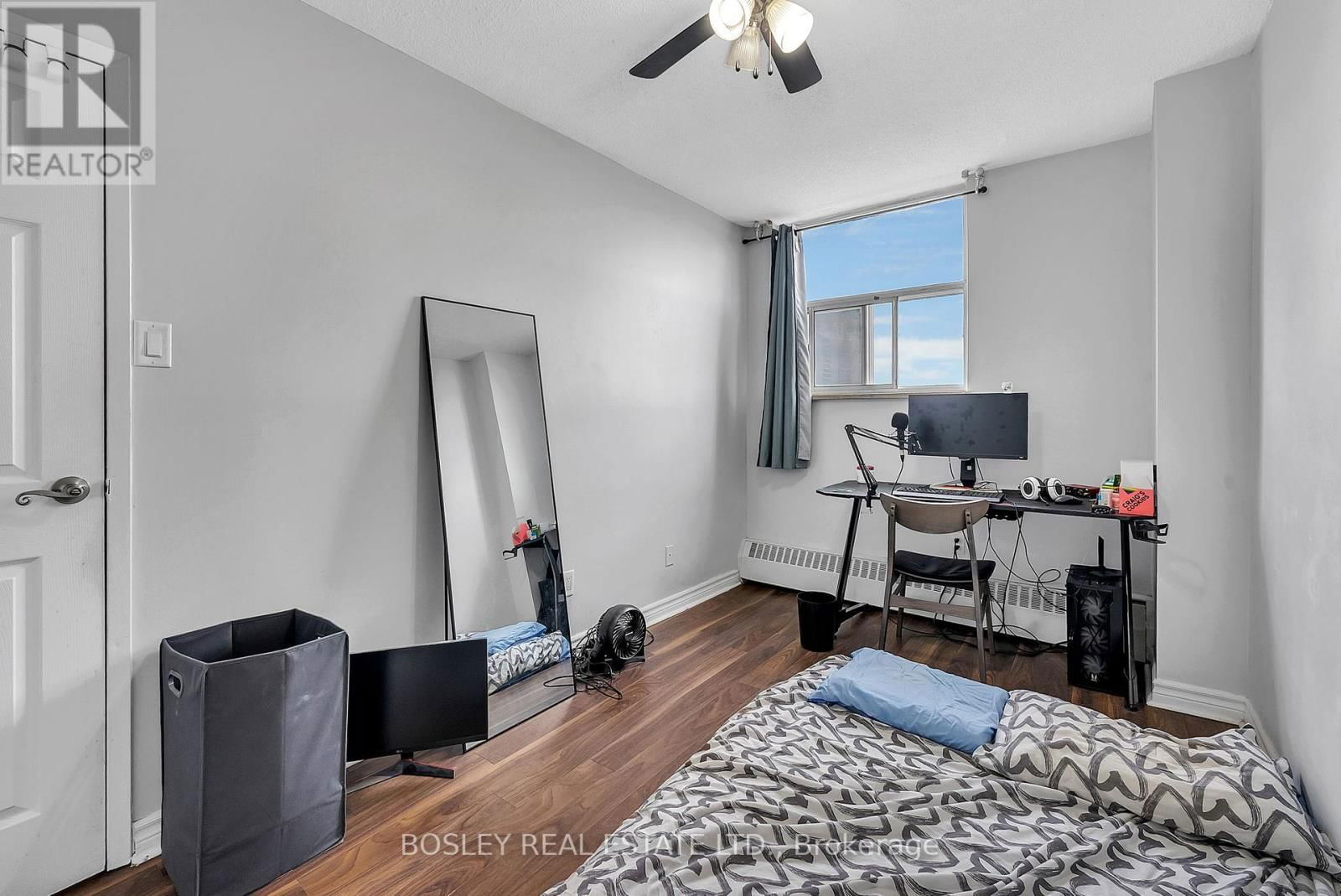 801 - 5 PARKWAY FOREST DRIVE Image 10