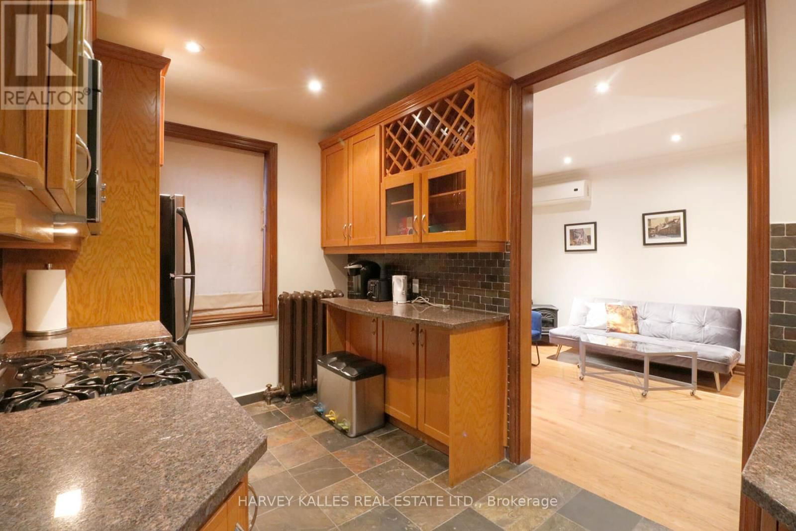4 - 510 JARVIS STREET Image 13