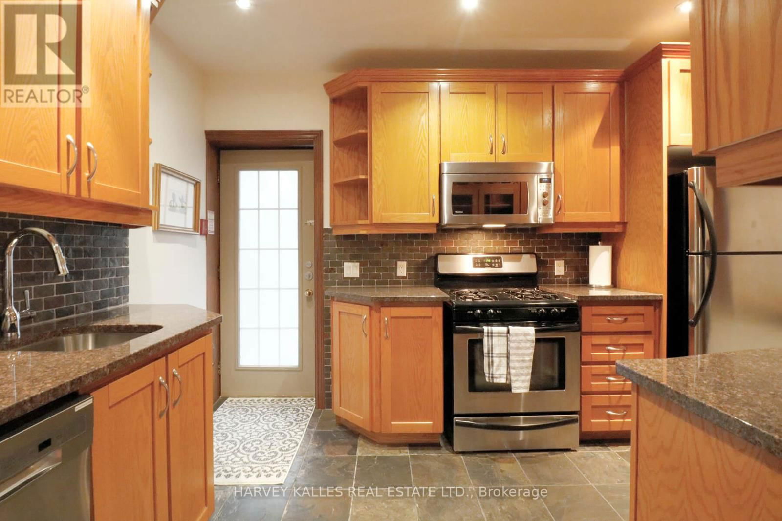 4 - 510 JARVIS STREET Image 14