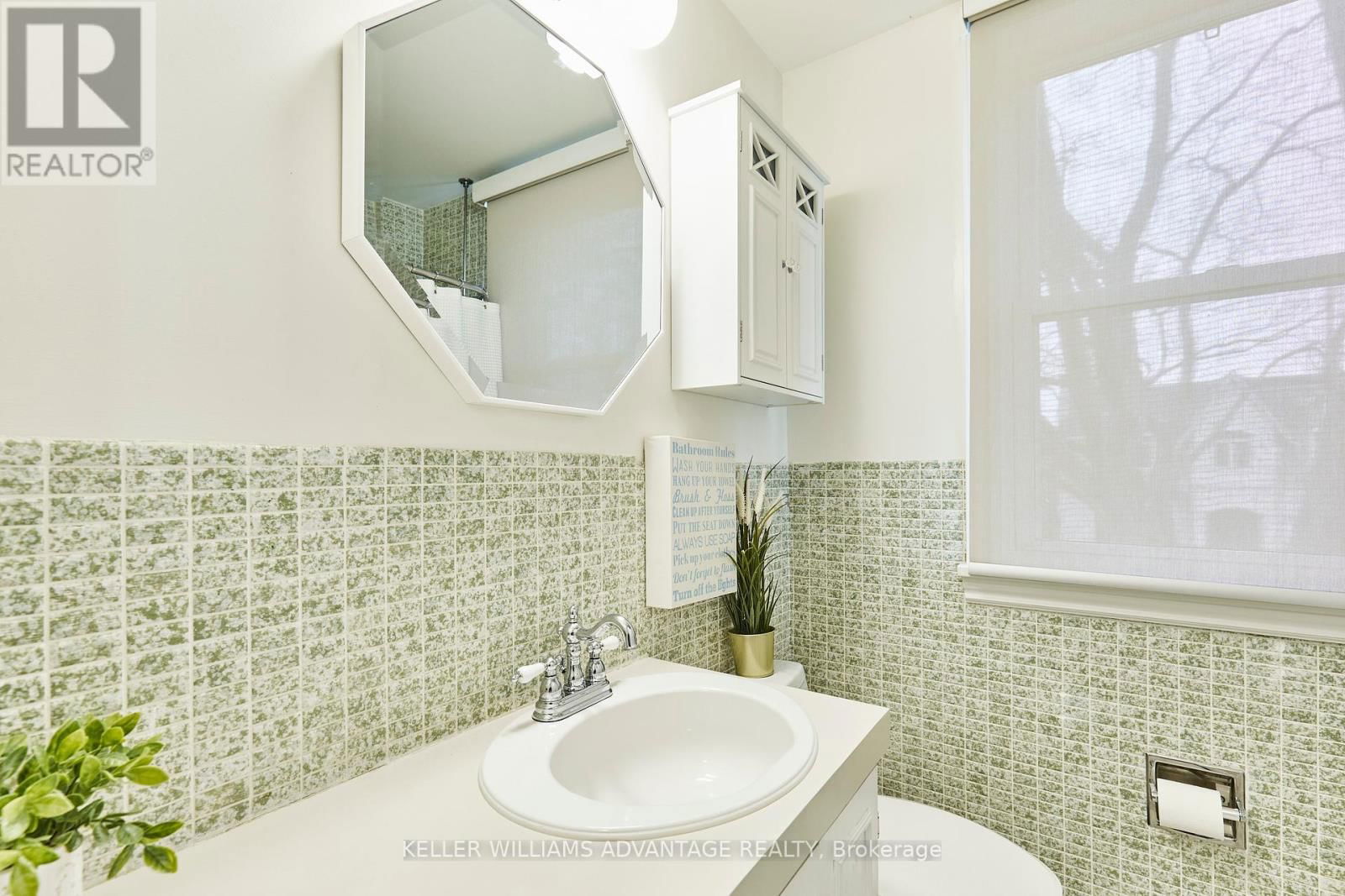 115 LEACREST ROAD Image 24