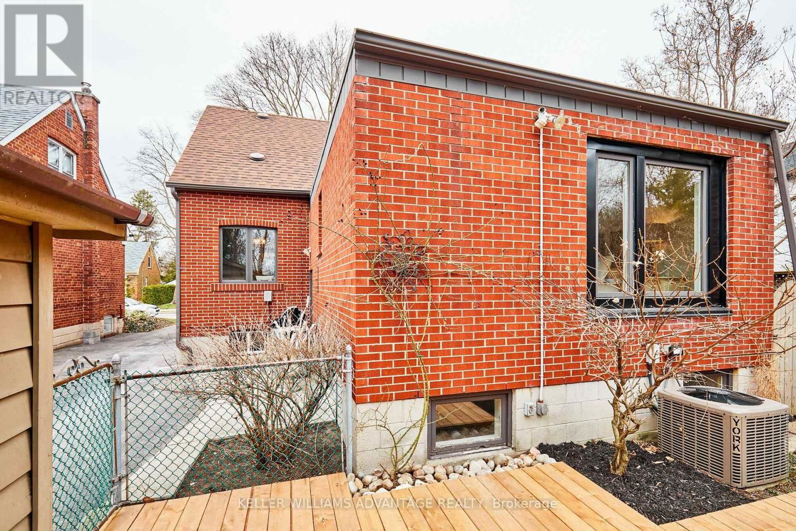 115 LEACREST ROAD Image 41