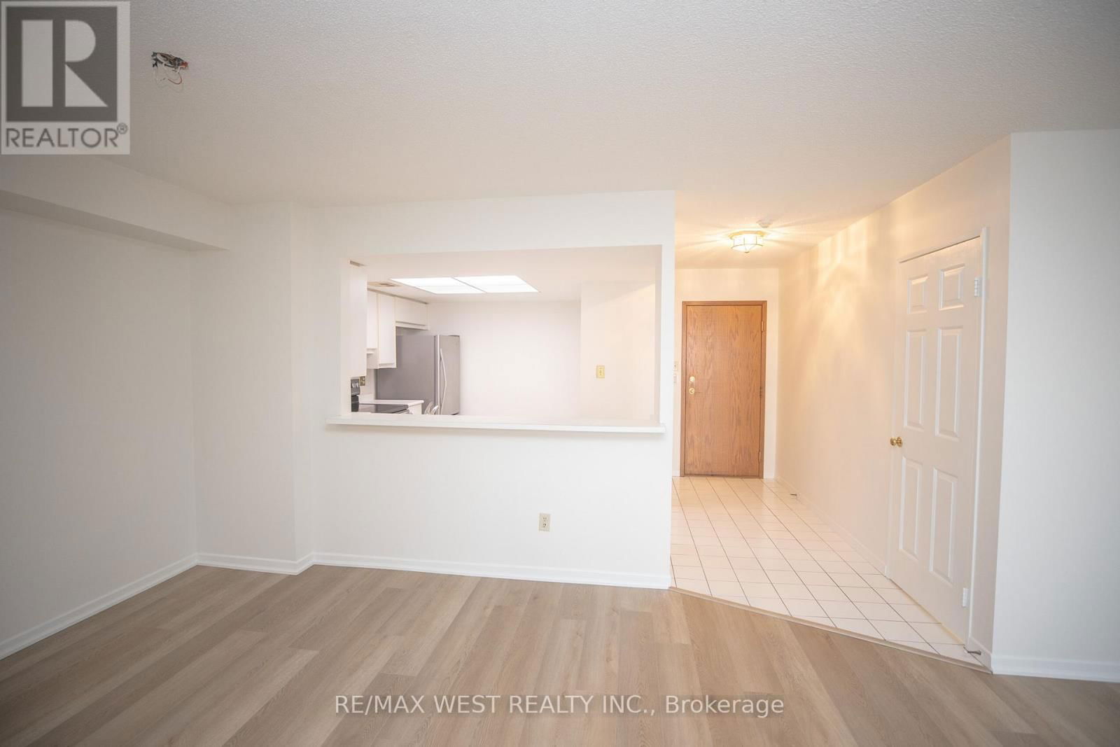 1701 - 10 TORRESDALE AVENUE Image 14