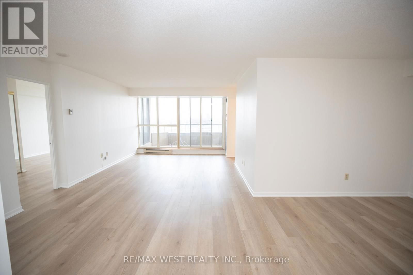 1701 - 10 TORRESDALE AVENUE Image 17