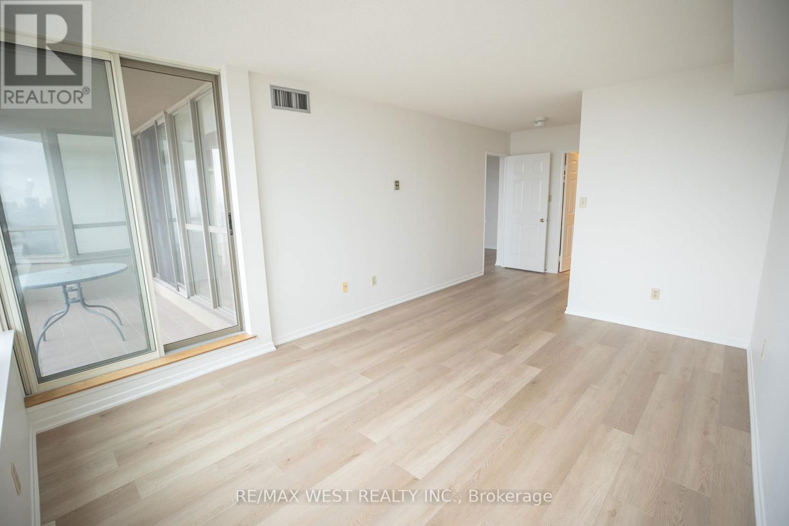 1701 - 10 TORRESDALE AVENUE Image 21