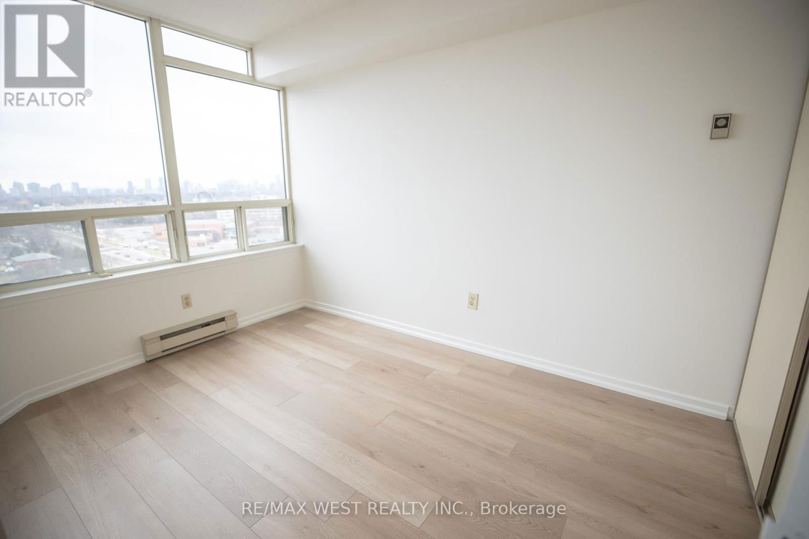 1701 - 10 TORRESDALE AVENUE Image 25
