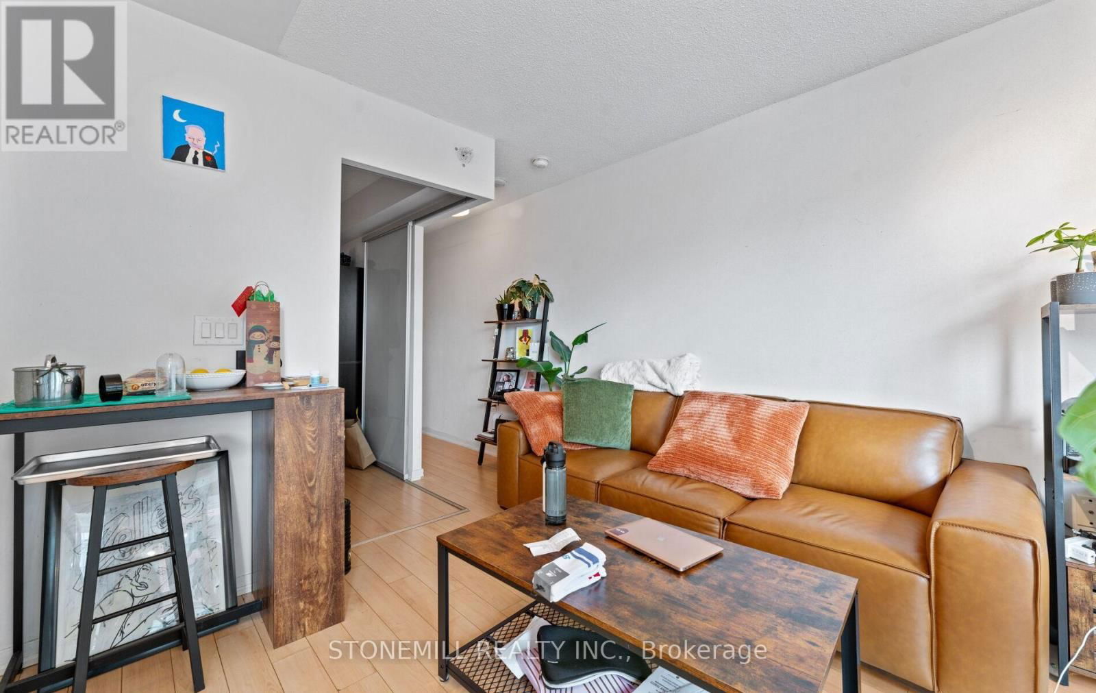 521E - 36 LISGAR STREET Image 13