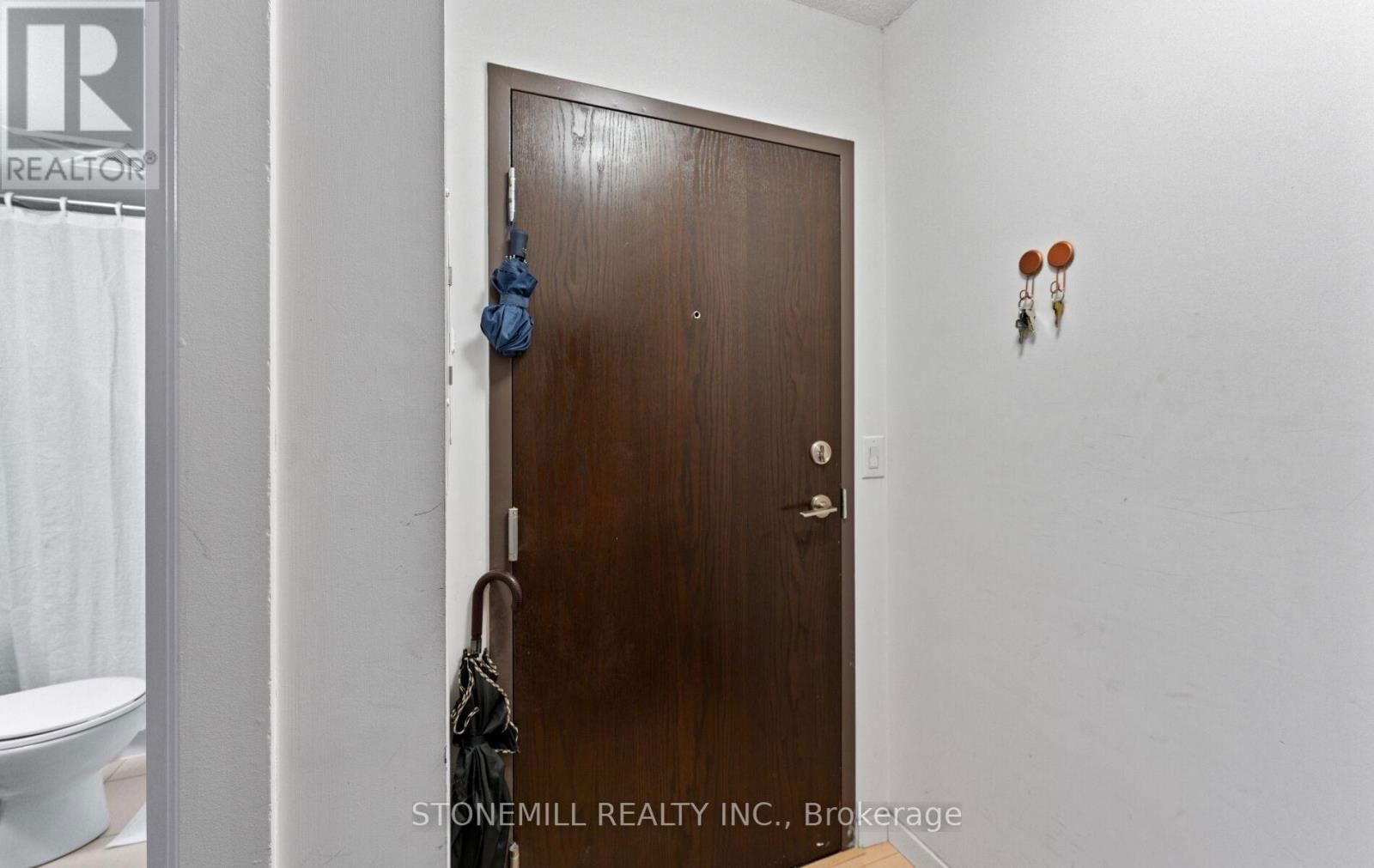 521E - 36 LISGAR STREET Image 8