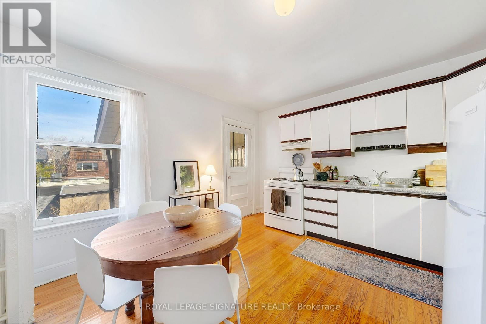599 EUCLID AVENUE Image 3