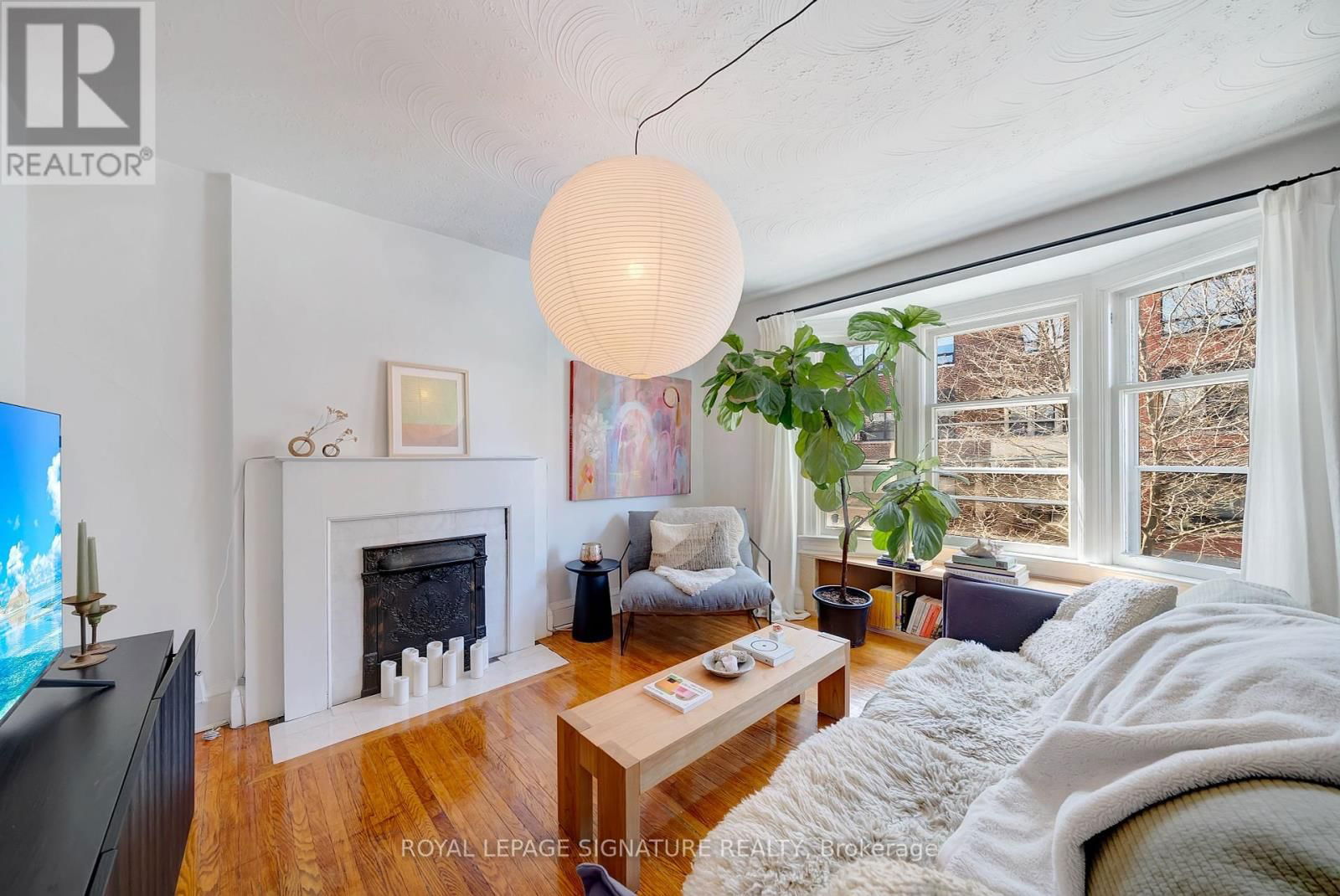 599 EUCLID AVENUE Image 9