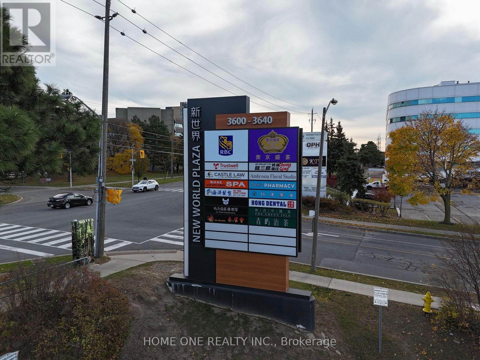 3624R VICTORIA PARK AVENUE Image 3